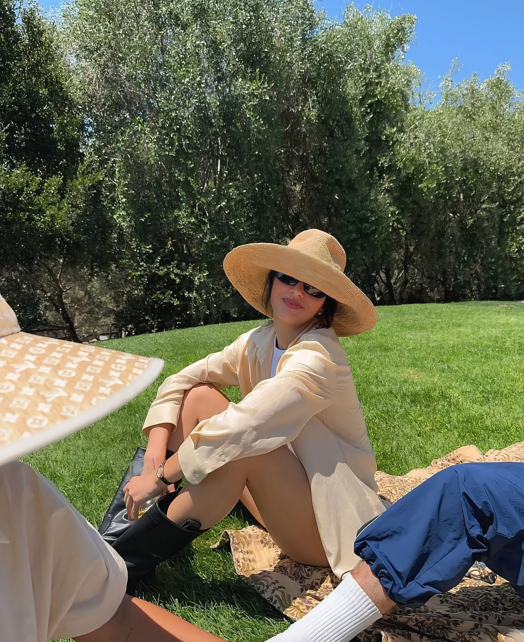 Star Struck - Kendall Jenner buys Montecito ranch for $23... | Facebook