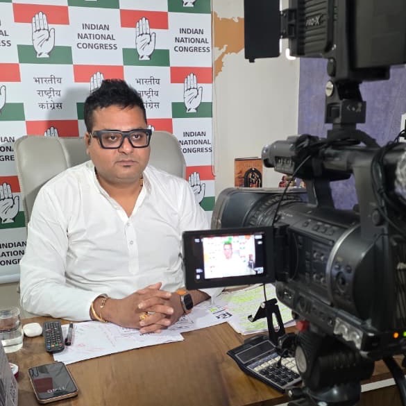 Adv Juned Saiyed