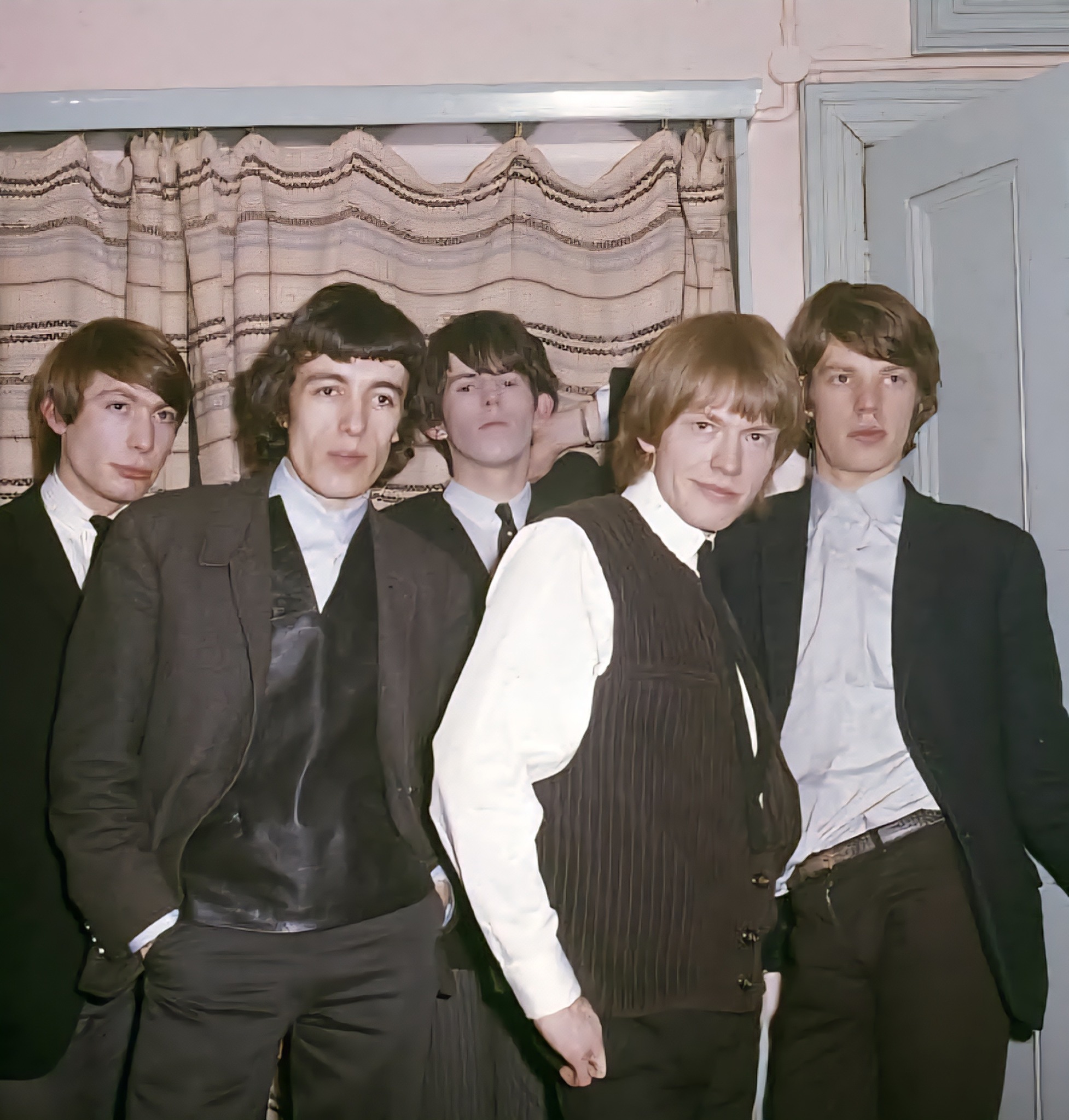 ? SEPTEMBER 5 1963 The Rolling Stones kicked off their fourth UK 