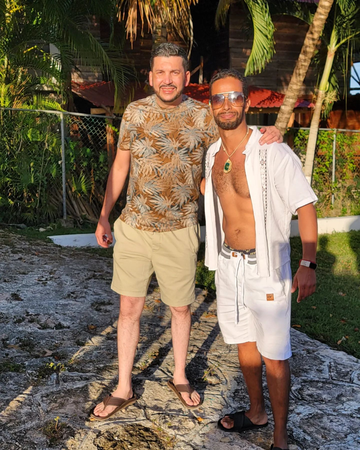 Cesarpix - @luisangelelflaco @cesarpix #bacalar @caracoleros_tours ...
