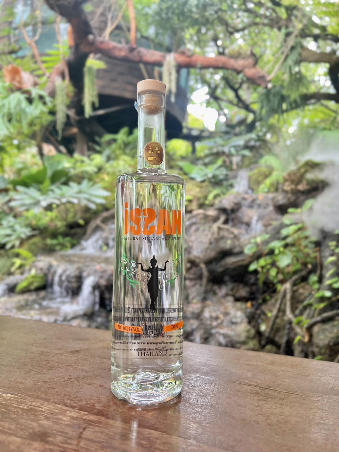 The For - ISSAN RUM อิสานรำ (อีสานรัม) เหล้าตัวนี้ได้รางวัลเหรียญเงิน ...