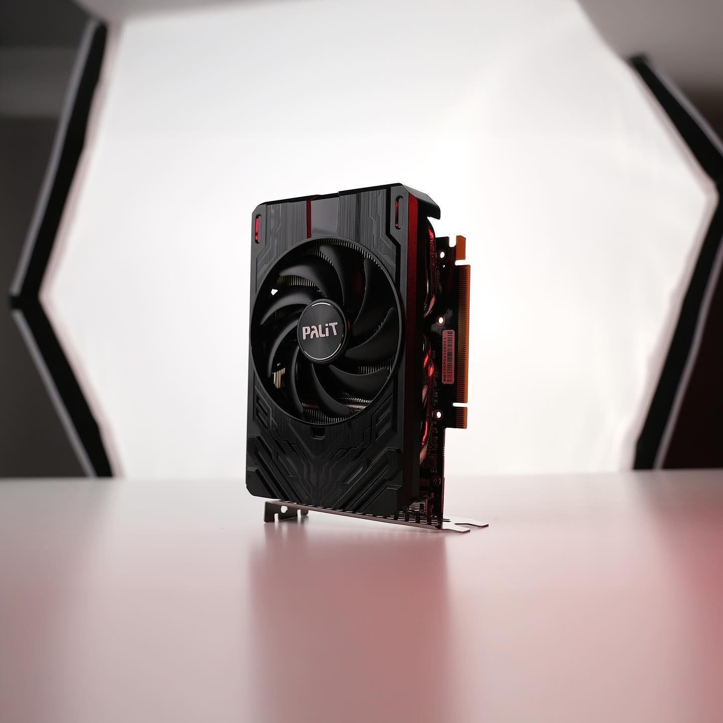 Power meets mini in the #Palit GeForce RTX 4060 Ti #StormX. This 