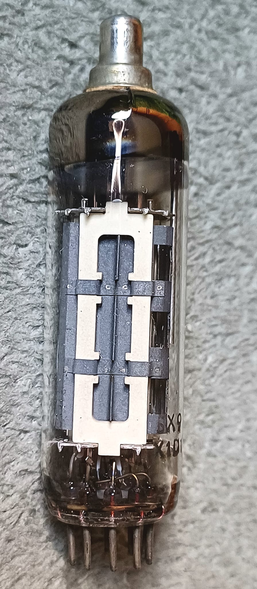 Tube Électronique NOS EL81 - Philips/Mazda/RCA/Siemens - Neuf (Ouvert Pour Photo)
