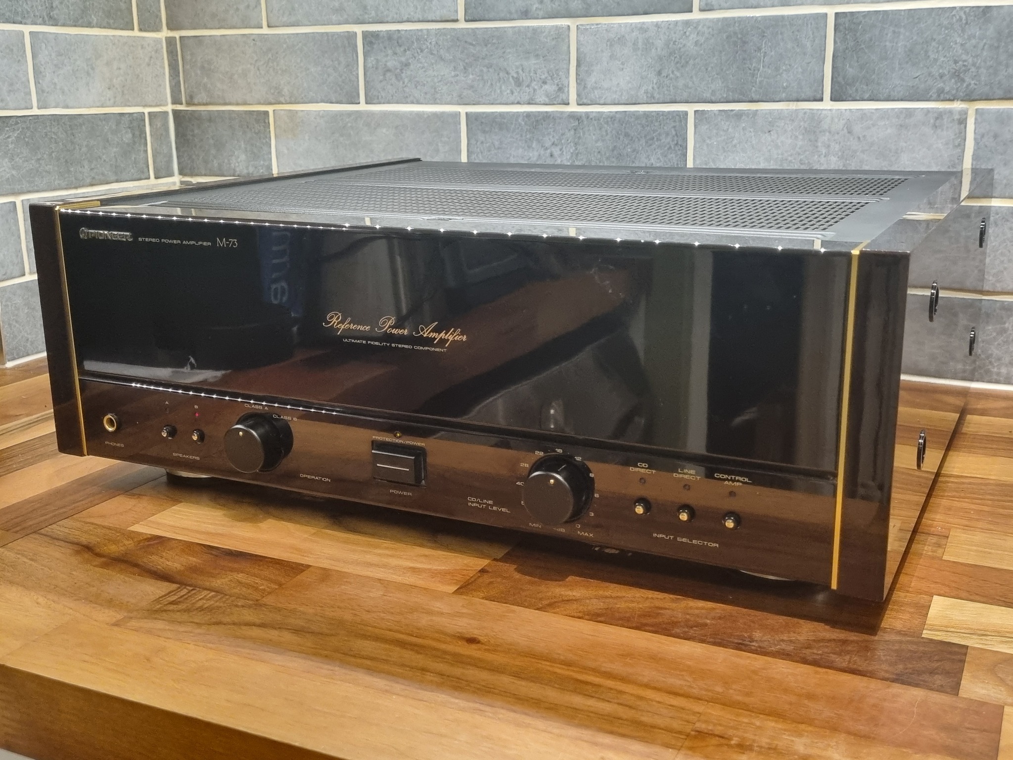 Selling Pioneer M-73 Reference Power Amplifier Pioneer C-73