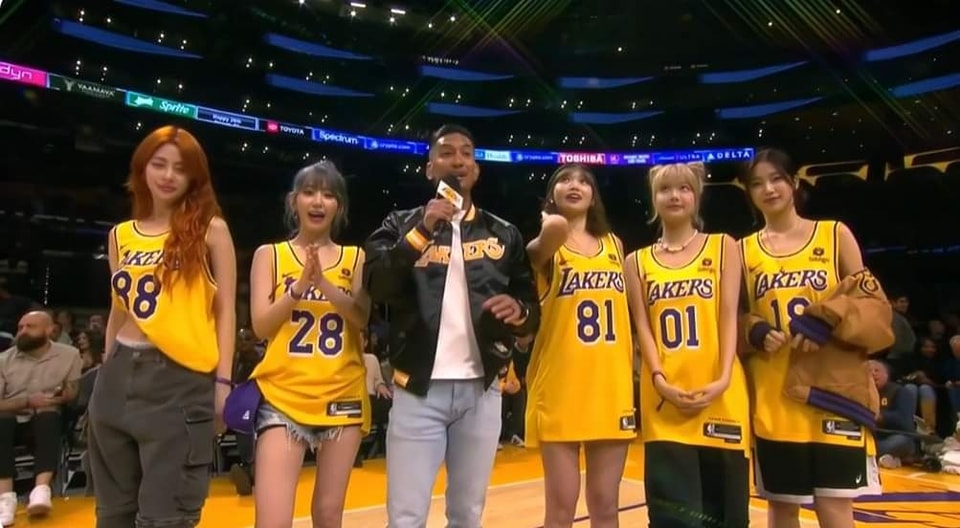 LE SSERAFIM on LA Lakers ~~❤️❤️ Go go.. Slam Dunk.. Sserafim