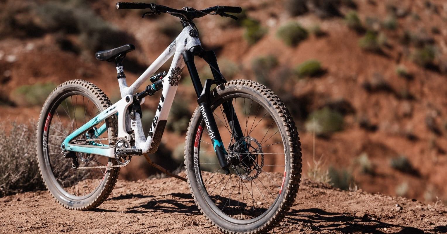 FIRST LOOK | The 2025 Marzocchi Super Z is a big-hitting fork with