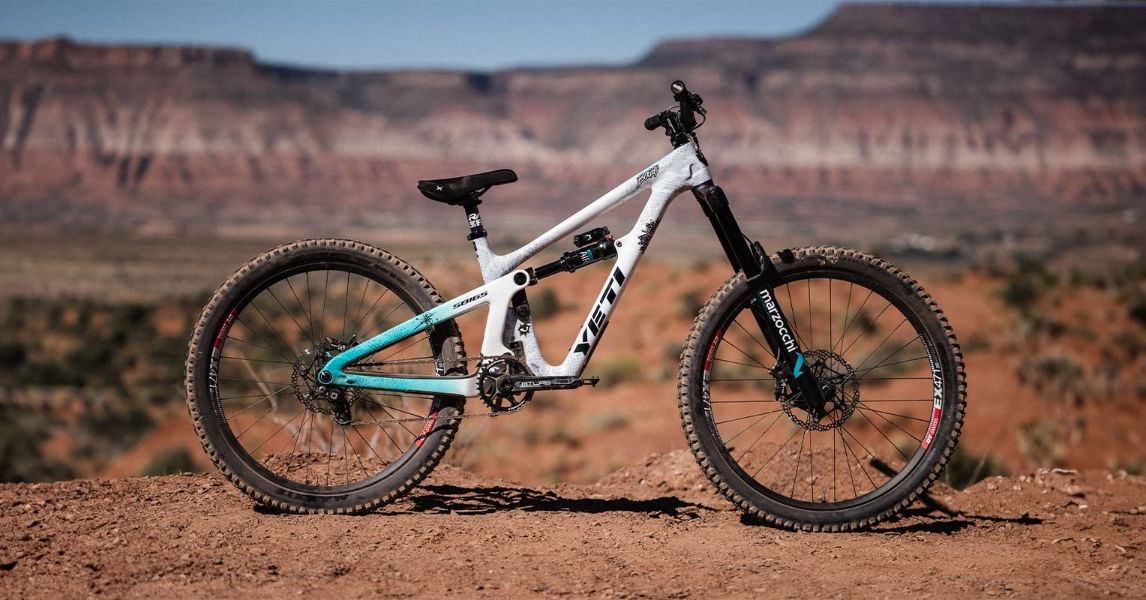 FIRST LOOK | The 2025 Marzocchi Super Z is a big-hitting fork with