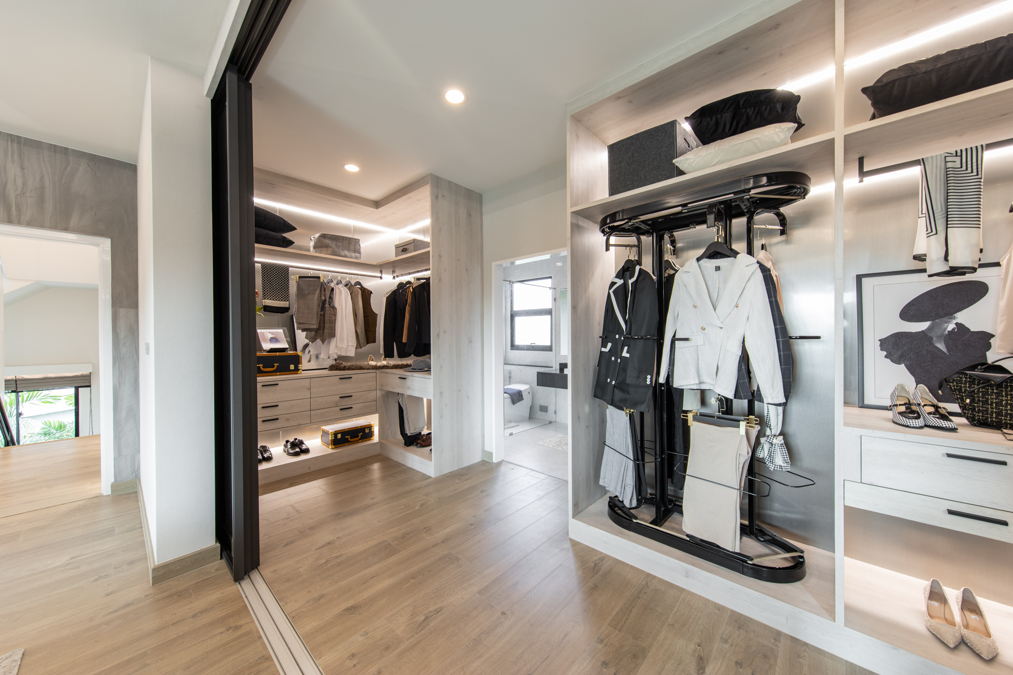 อยากมีบ้านโว้ยย - พื้นที่สำหรับ walk in closet ทางโครงการเตรียมมาให้แบบ ...