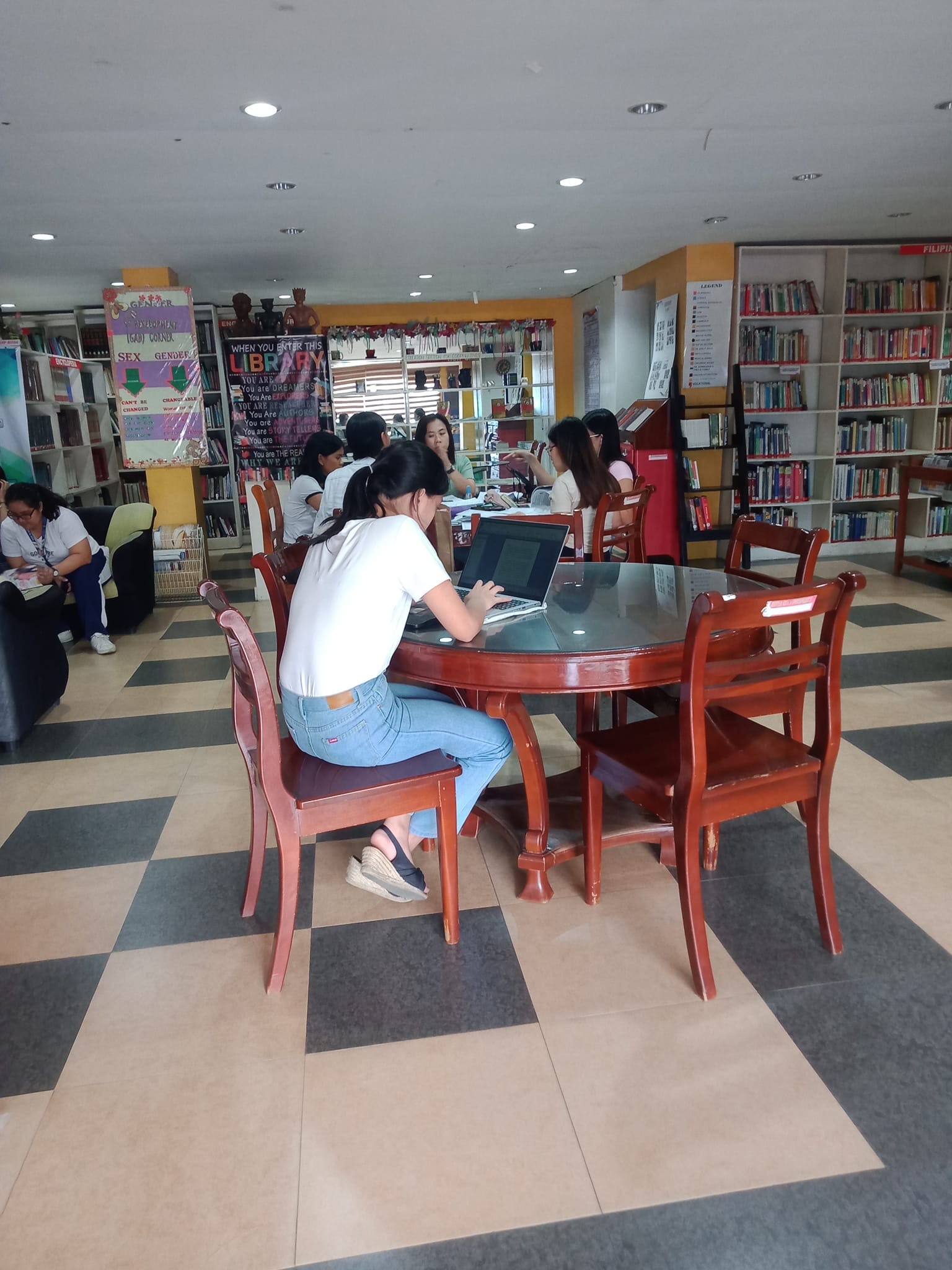 Iriga City Public library | Iriga City