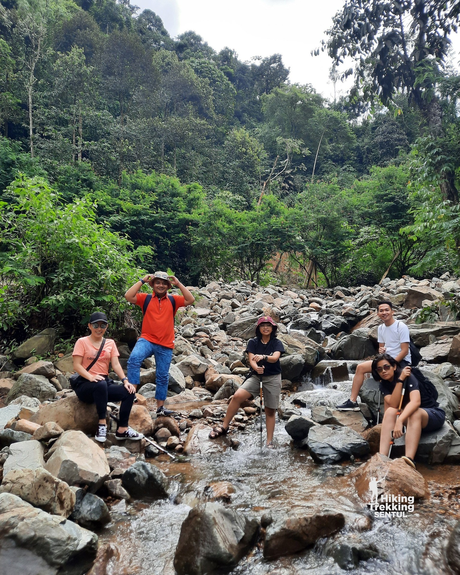 Trekking Sentul - Sentul calling, bro! Waktunya trekking...