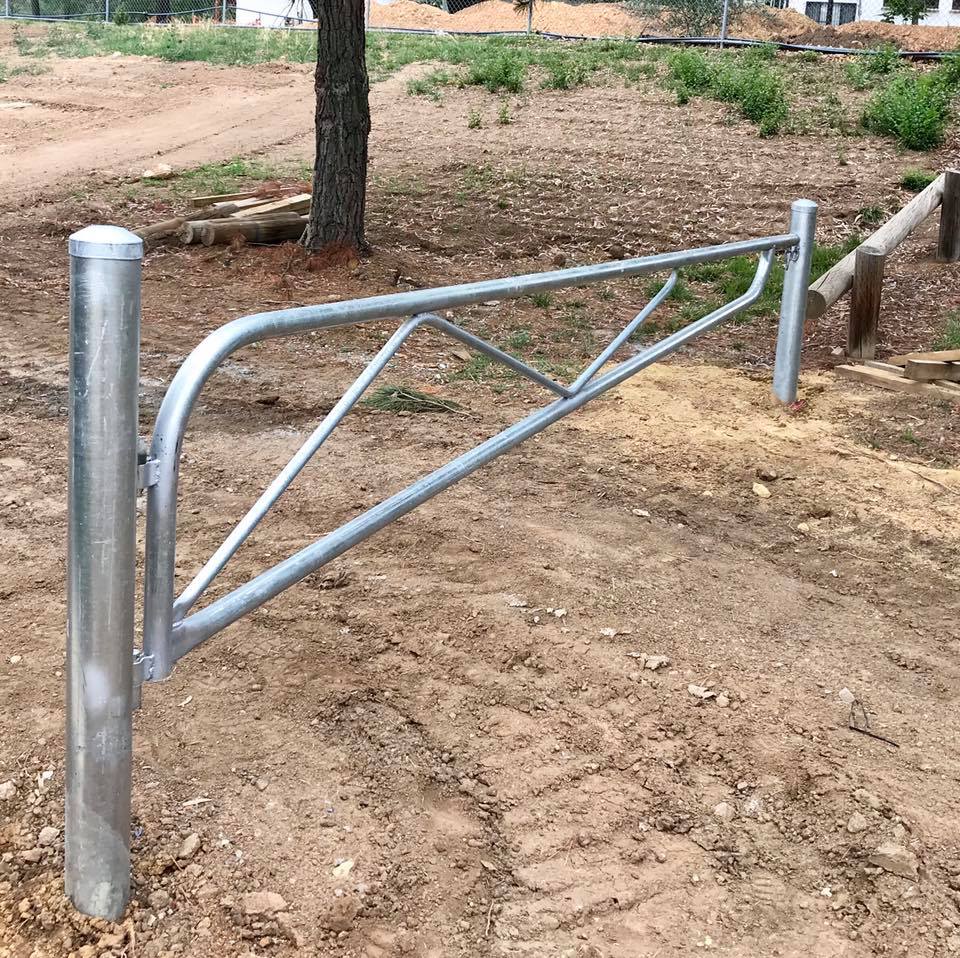 Custom Fencing - Galvanised Ranger Gates at Narrabundah...