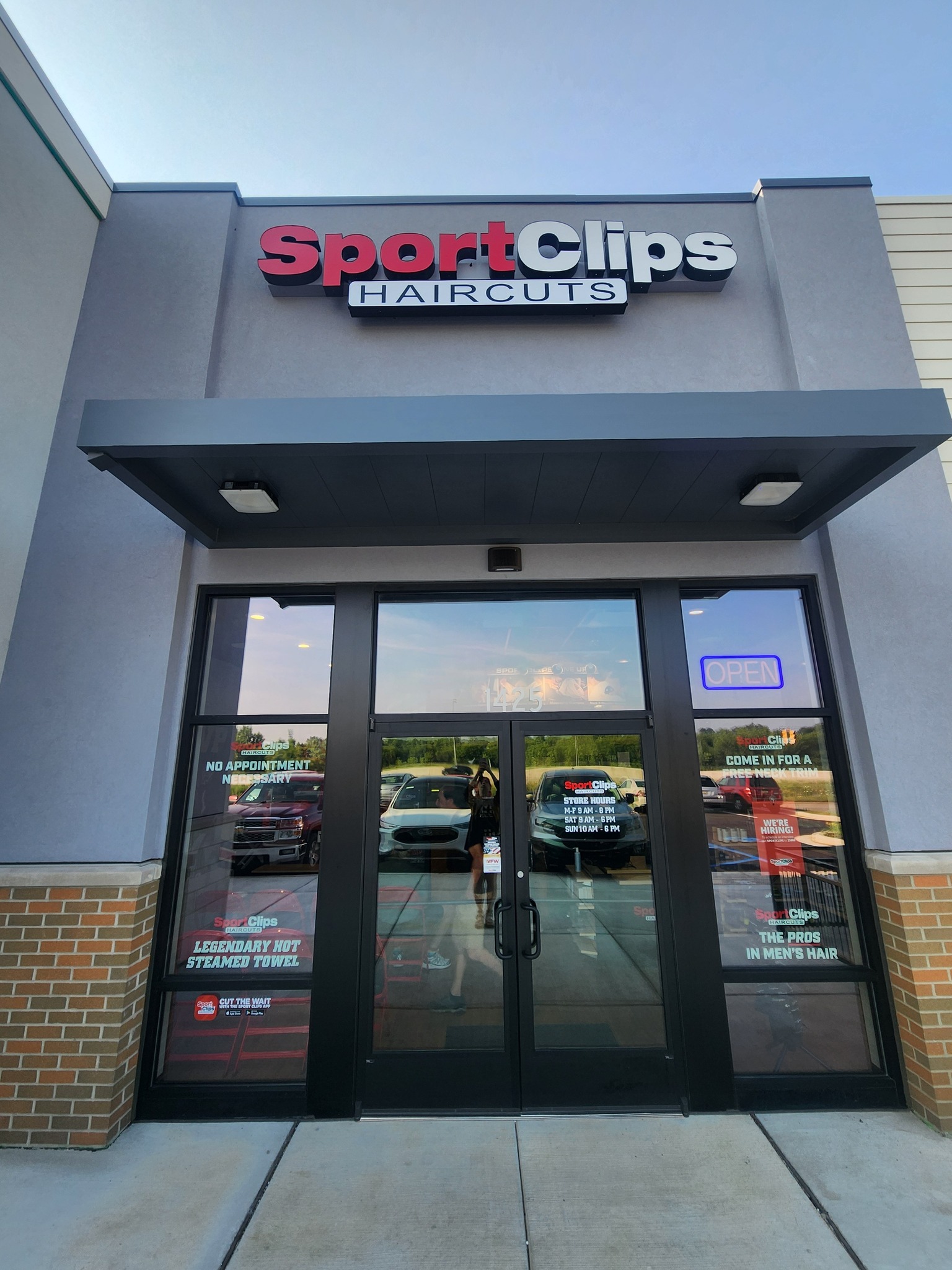 When Does Sports Clips Open: Ultimate Guide to Store Hours
