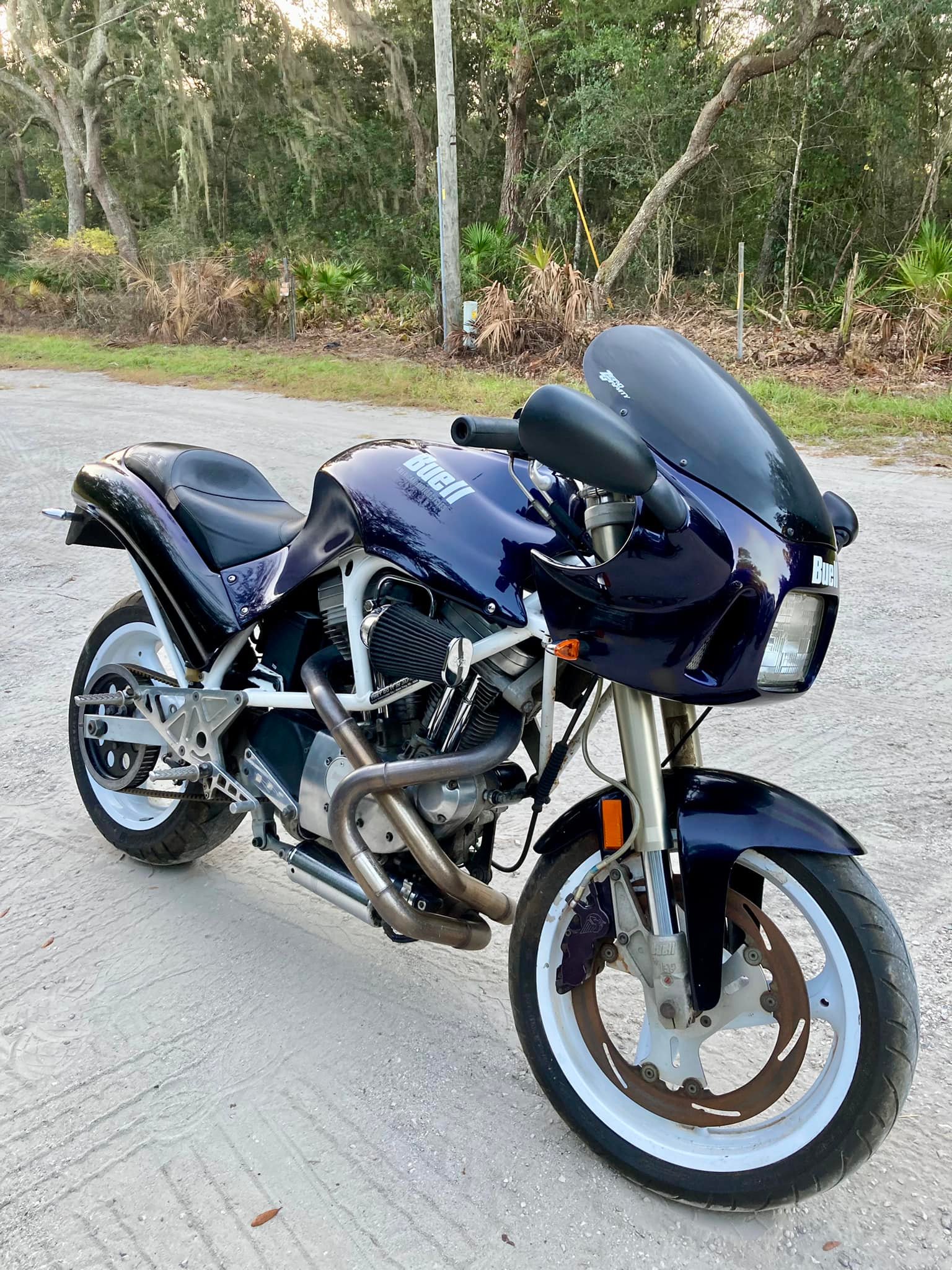 1995 Buell S2 Thunderbolt Dealer Sales Brochure – Near Perfect Condition Collectible