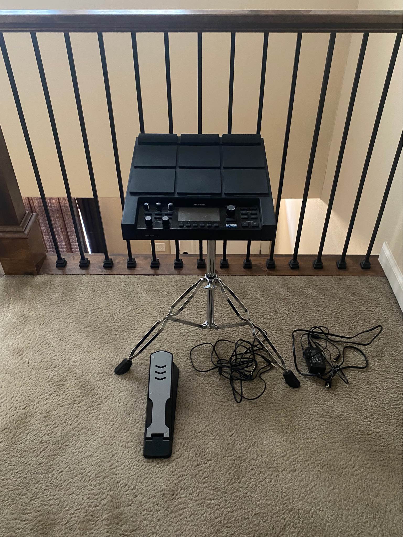 Alesis Strike Multipad w/ Stand and Accessory Pedal - Electronic Drums ...