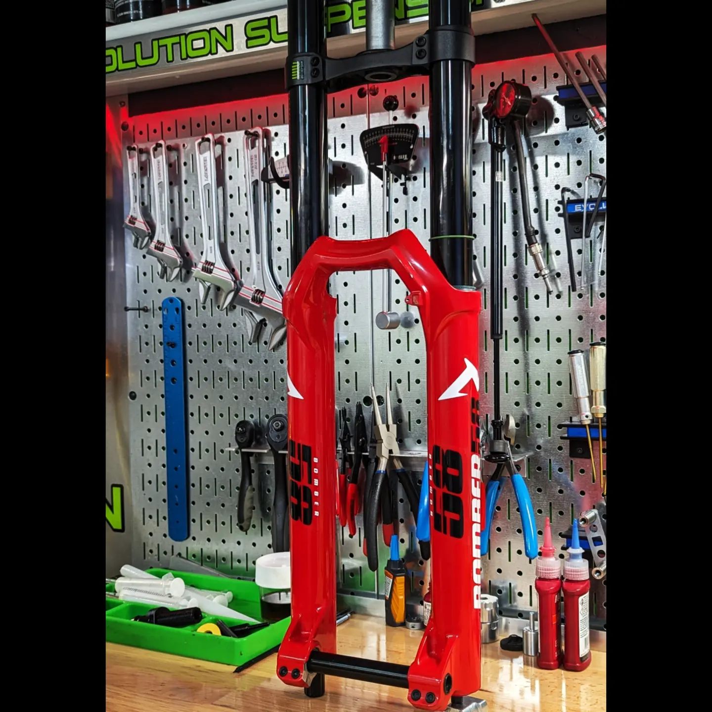 I put the Fox 40 Factory against the new Marzocchi 58. What is the