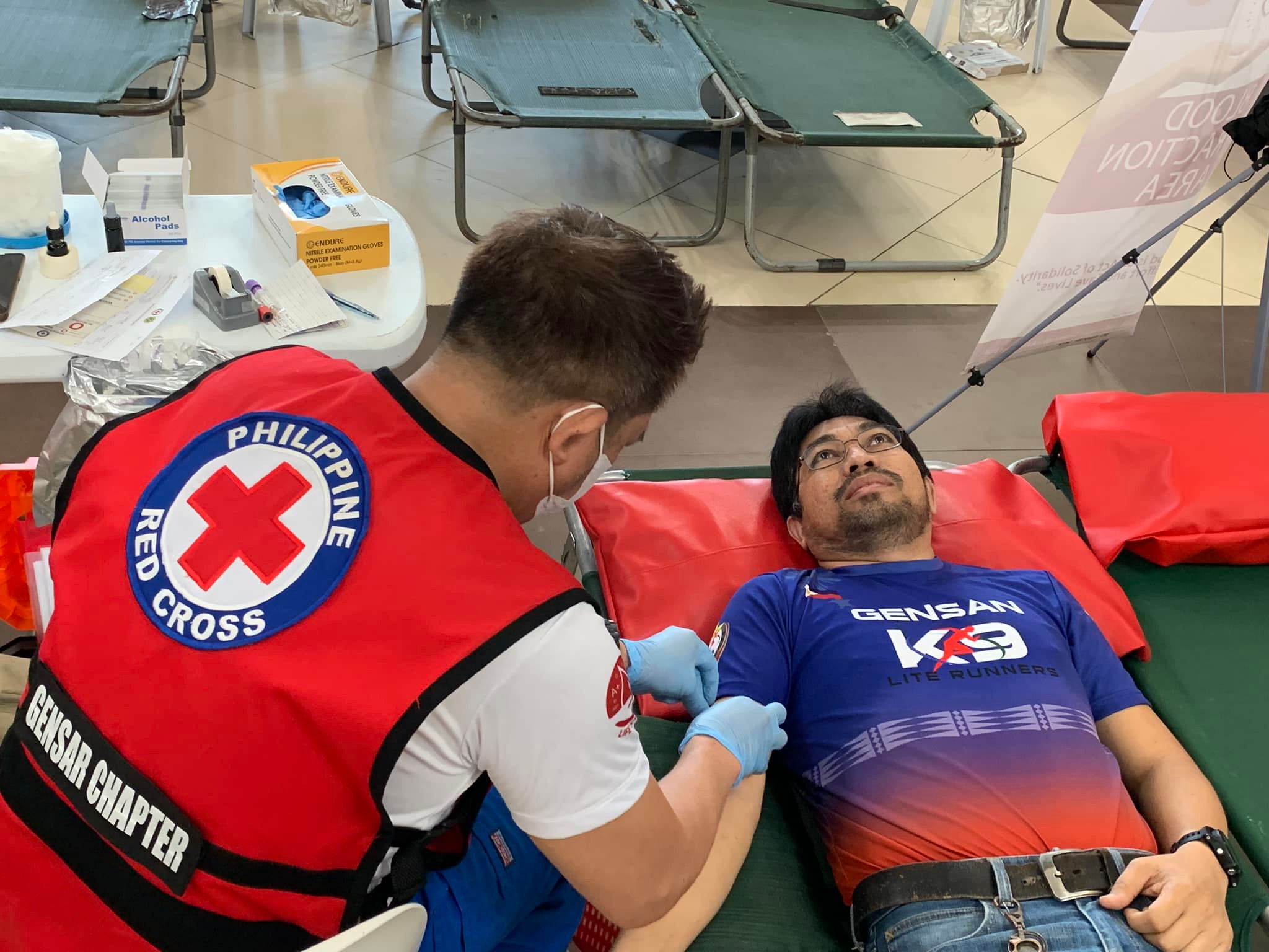 LOOK: Mr. Gladden Razo, unang blood... - Bombo Radyo Gensan