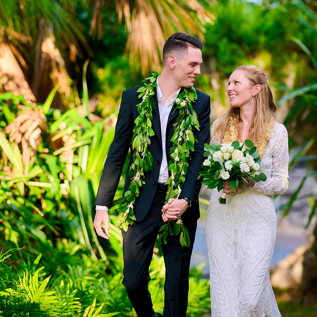 cambridge beaches dress code What's it like getting married at in Bermuda? Smak Parlour 1960s Plus top 10 Color:Natural