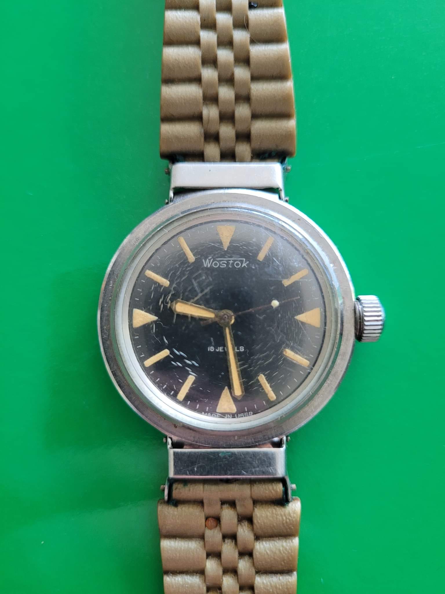 Vintage Casio DW-1200 still alive since 1985