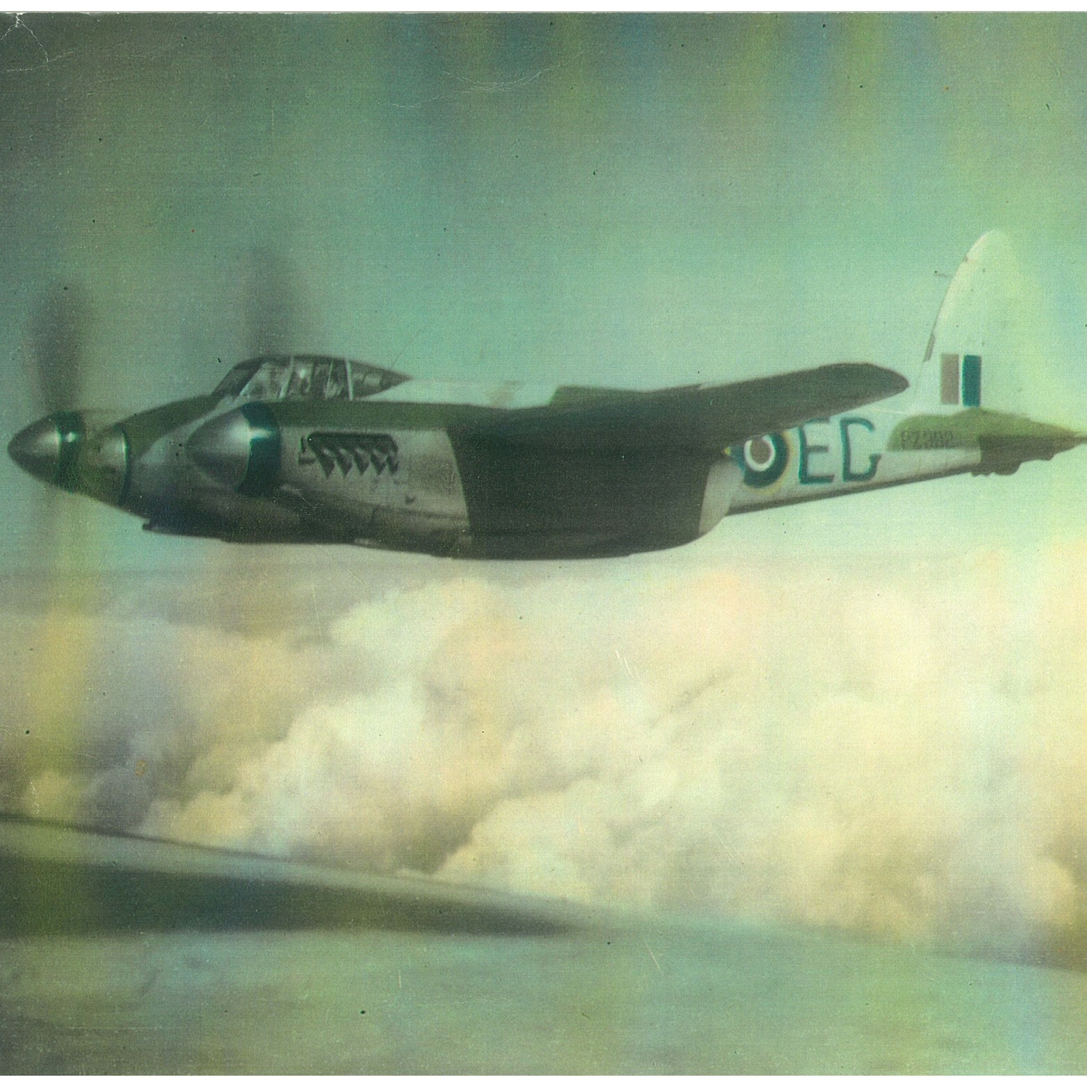 DH - TE758/NZ2328, ferried to NZ by Flt/Lt A.C. White and W/O HGF ...