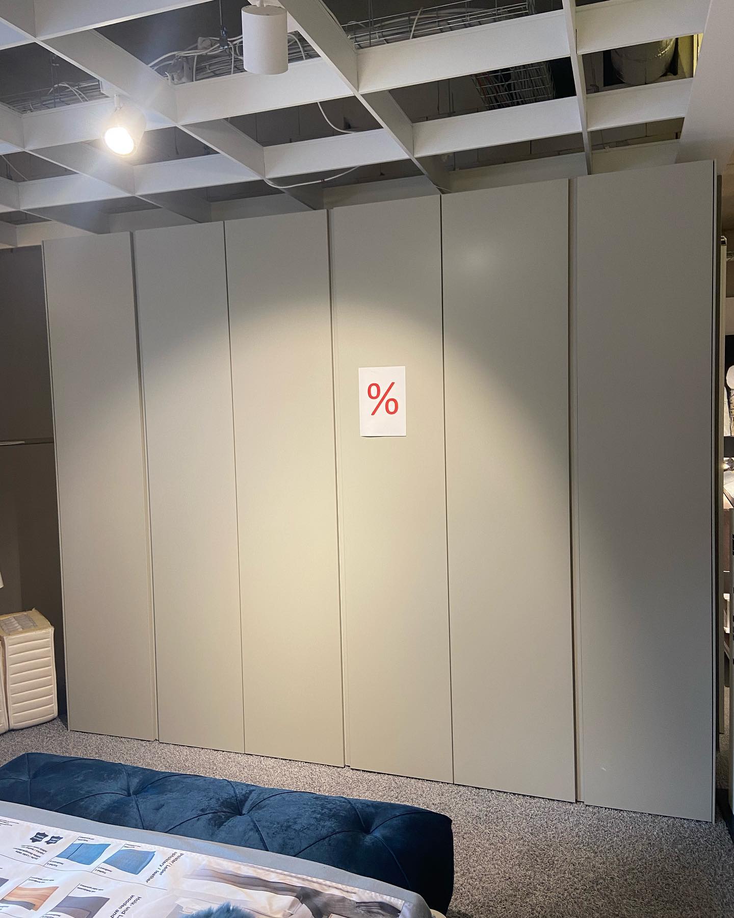 Großer Hülsta Abverkauf! 50% Rabatt auf ausgewählte Ausstellungsmöbel! 🤩 Aufgrund eines Sortimentswechsels verkaufen wir einige Ausstellungsmöbel der Firma Hülsta zum halben Preis ! 🤩 Dazu gehören d