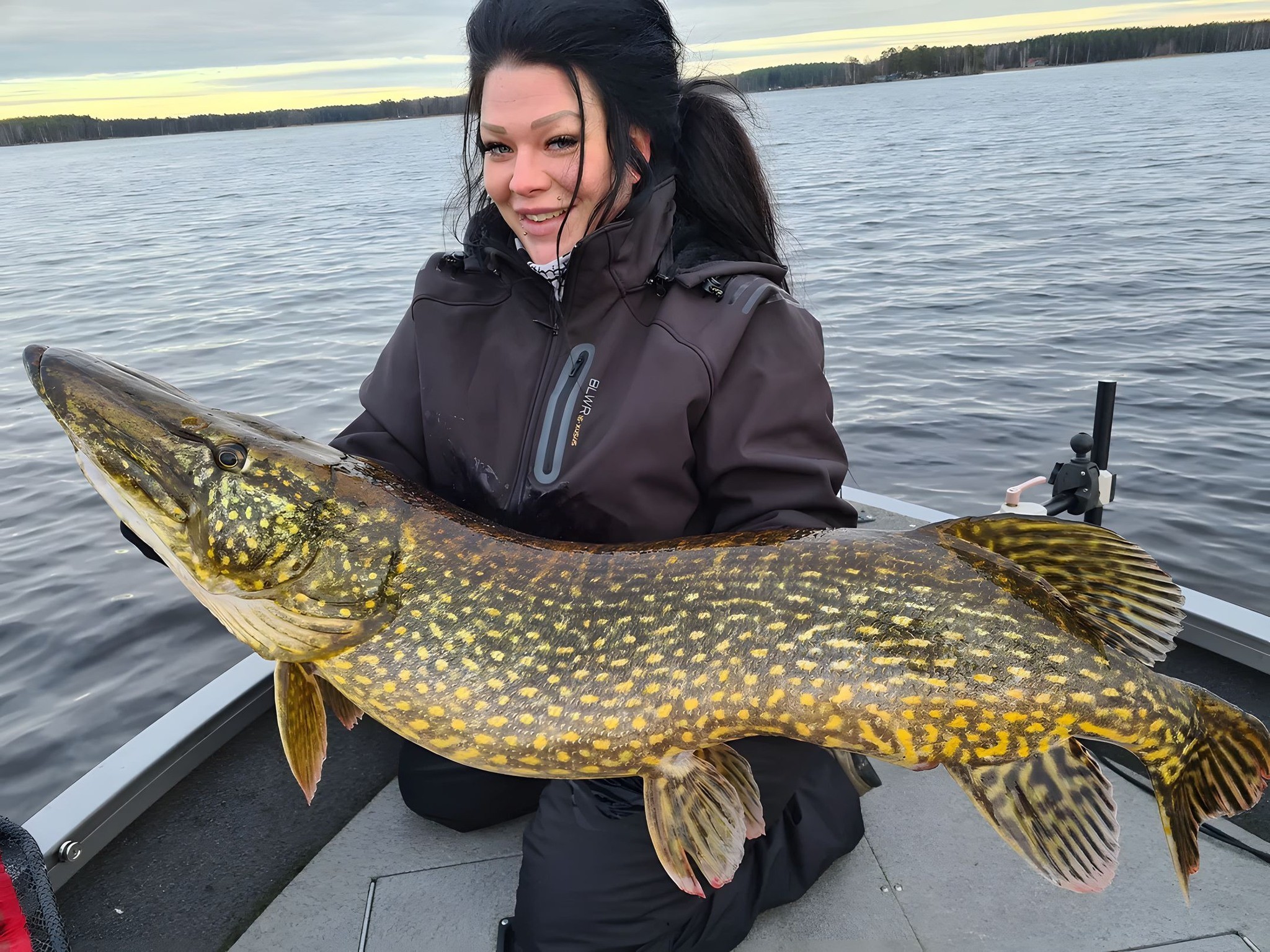 BIG PIKE caught by @johanssonedvinn ❗️ 121cm and 10,49 kg