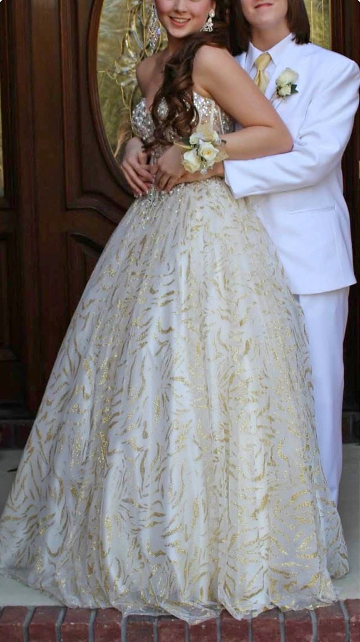 beaded chiffon dress Elaine Maxi / Sky Blue | MESHKI Disney Princess Swirling Lights Helen of Troy SS27 Style:AWAD1412 Beaded Chiffon 3/4 Sleeve