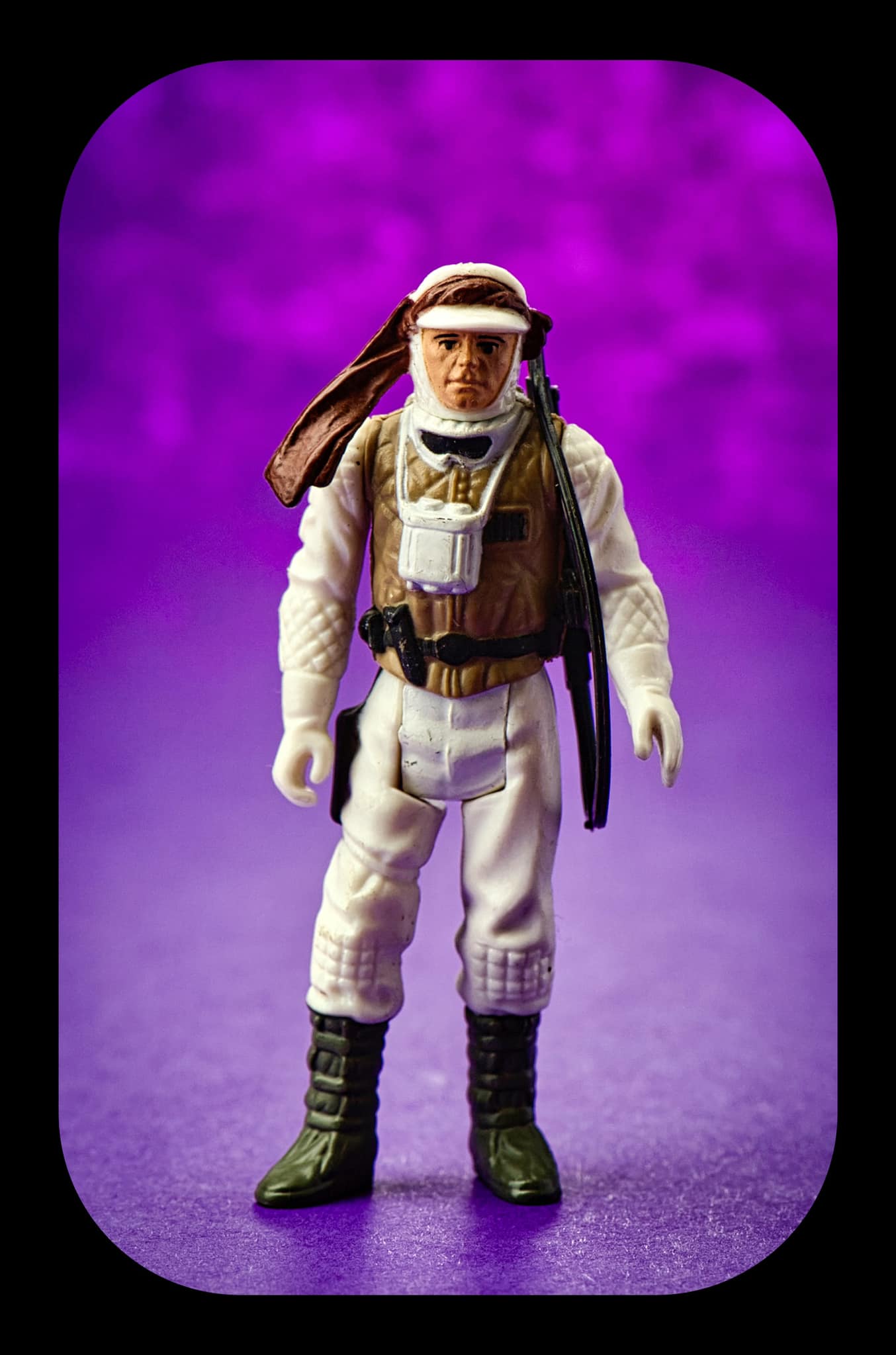 Luke in his Hoth gear. Another great find from our favorite Luke