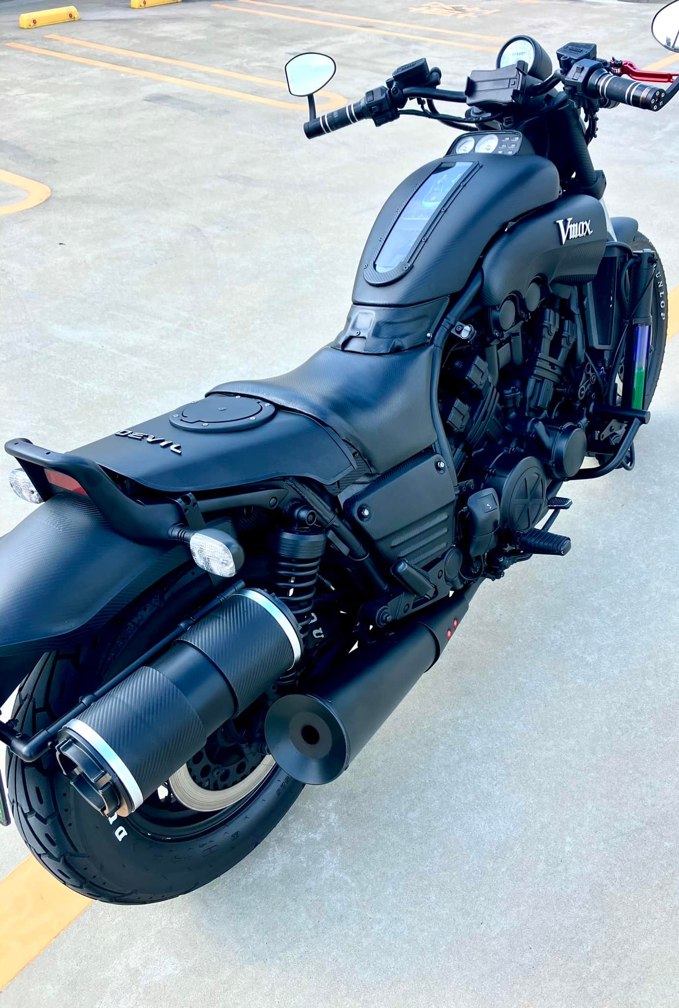 Customized Yamaha Vmax 1200 from Japan