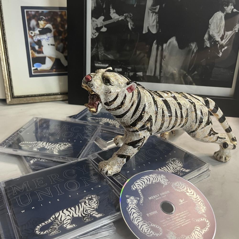 Lovehatehero White Lies CD for sale?