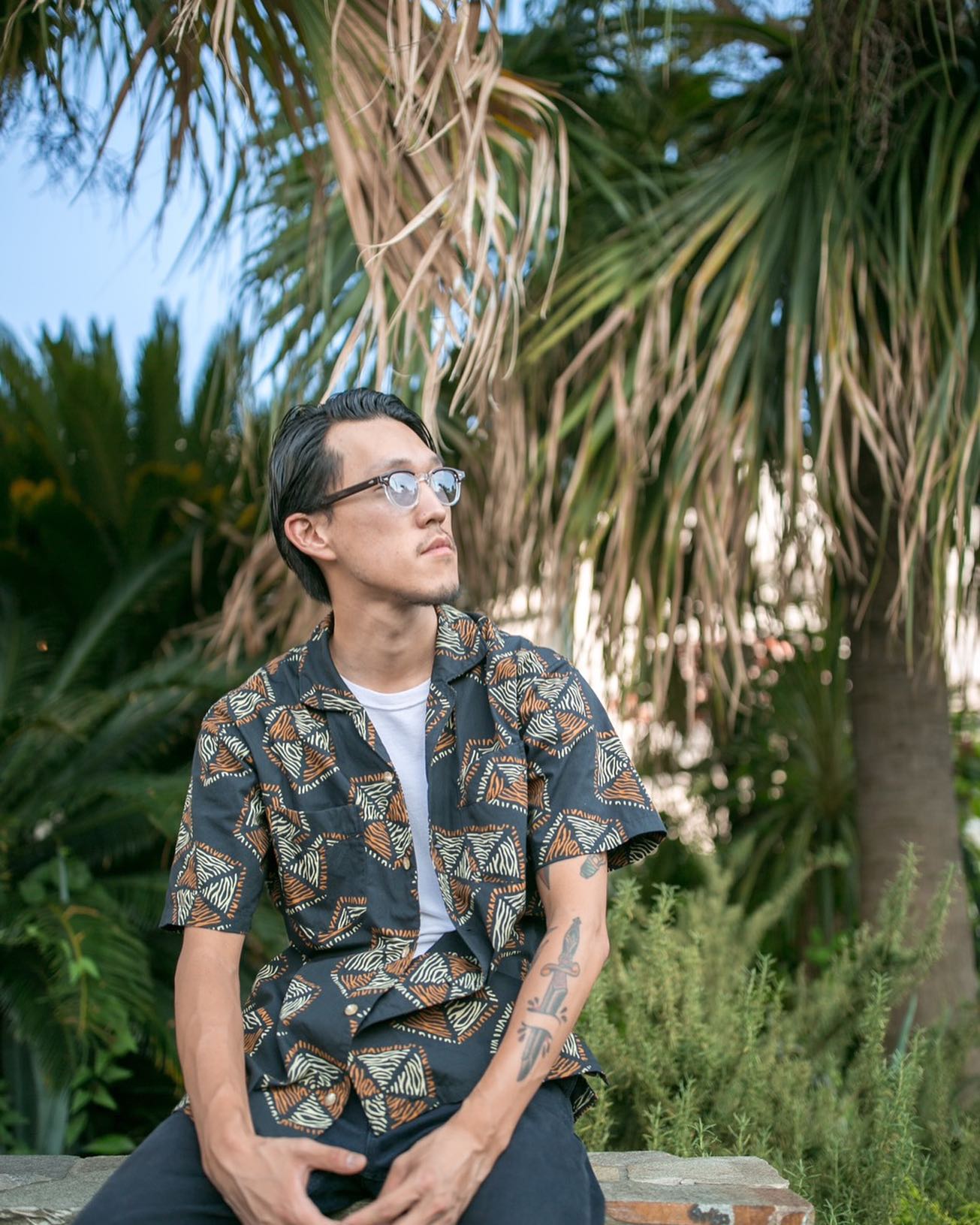 anemoscope - PHIGVEL AFRICAN PATTERN SS SHIRT 写真で着用している 
