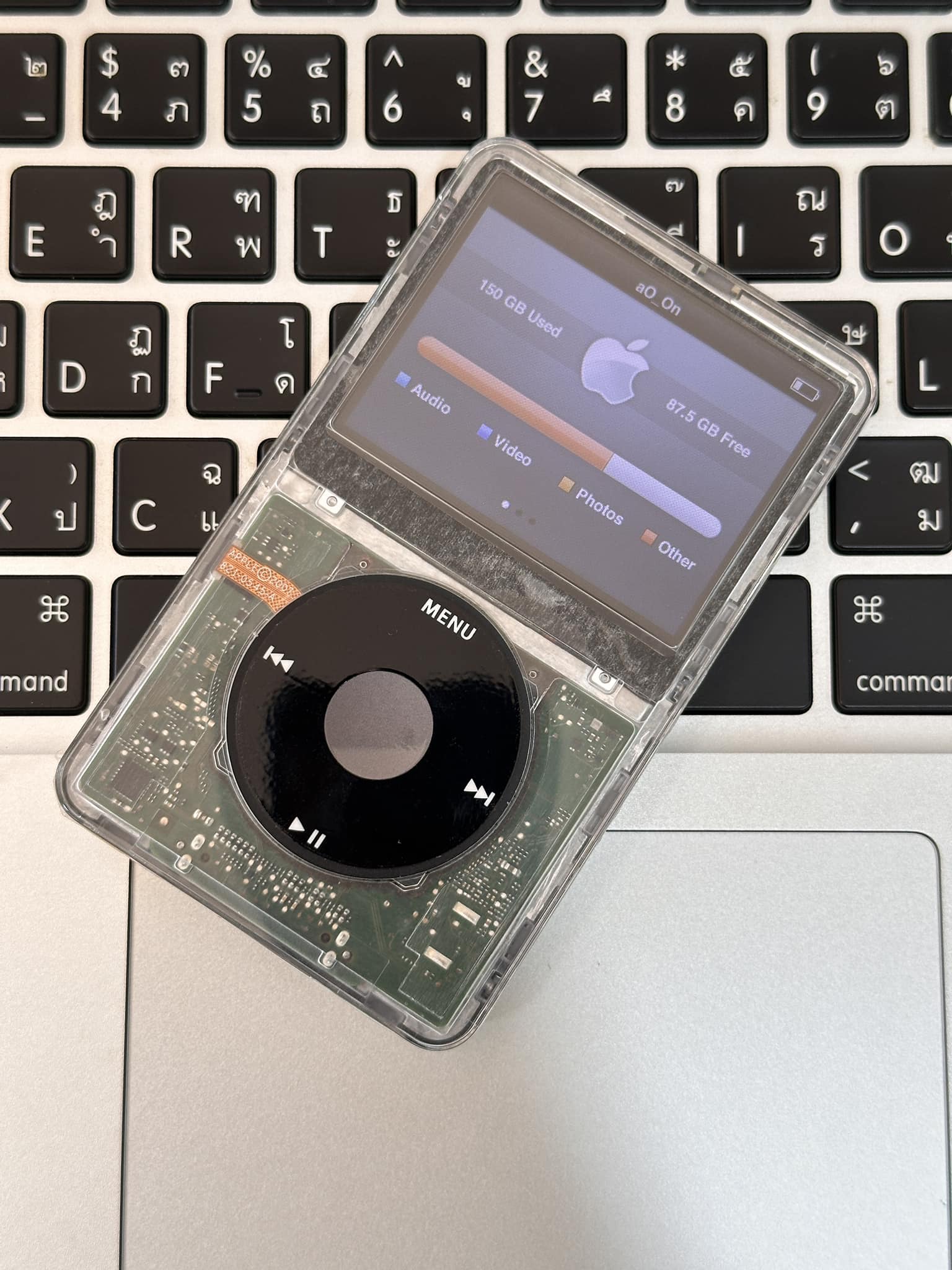iPod classic 2009 SSD256GB transparent