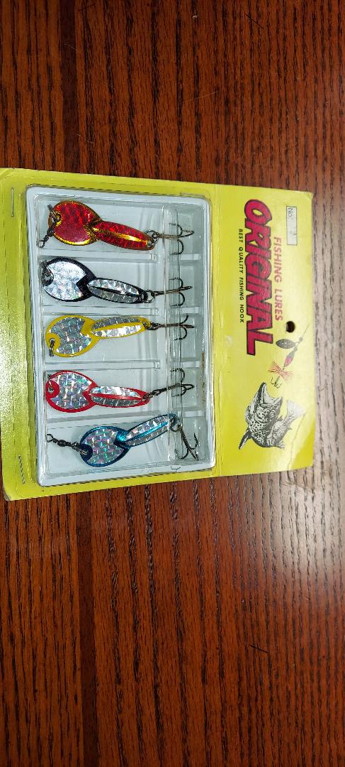 brand names of fishing lures OROOTL Saltwater Kit, 6 Pack Assorted Surf Fishing Jerkbait Minnow Lures Hard Baits Popper Plugs for Striped Bass Offshore Ocen Gear Tackle : Sports & Outdoors What are these fishing lures