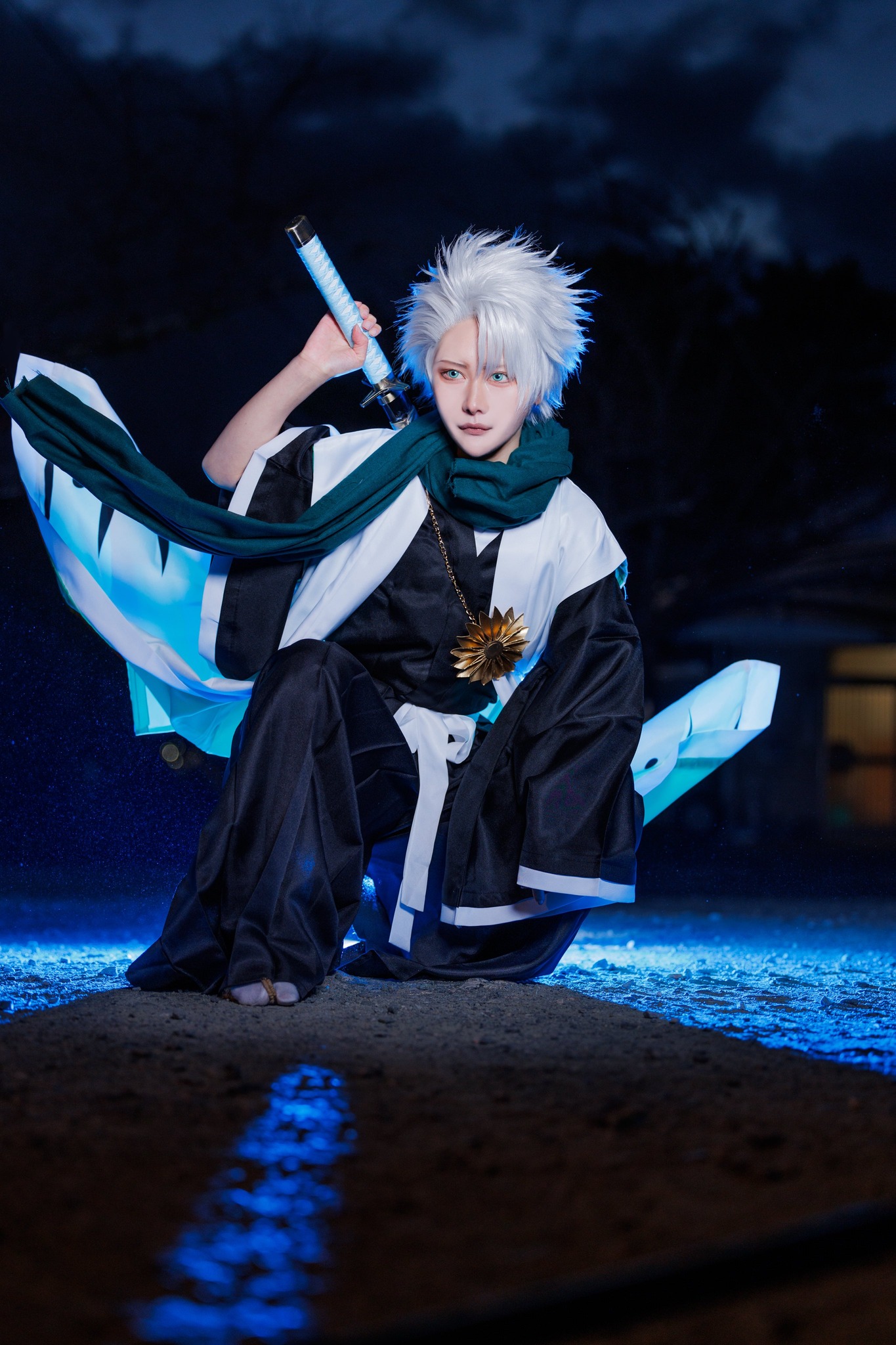 🥶 Toshiro Hitsugaya cosplay 🥶... - Bleach Animated World
