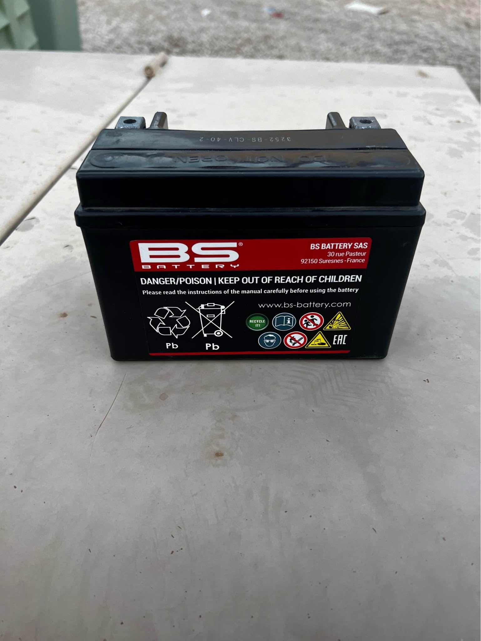 YUASA Battery YTX9-BS Honda CBR-600/900
