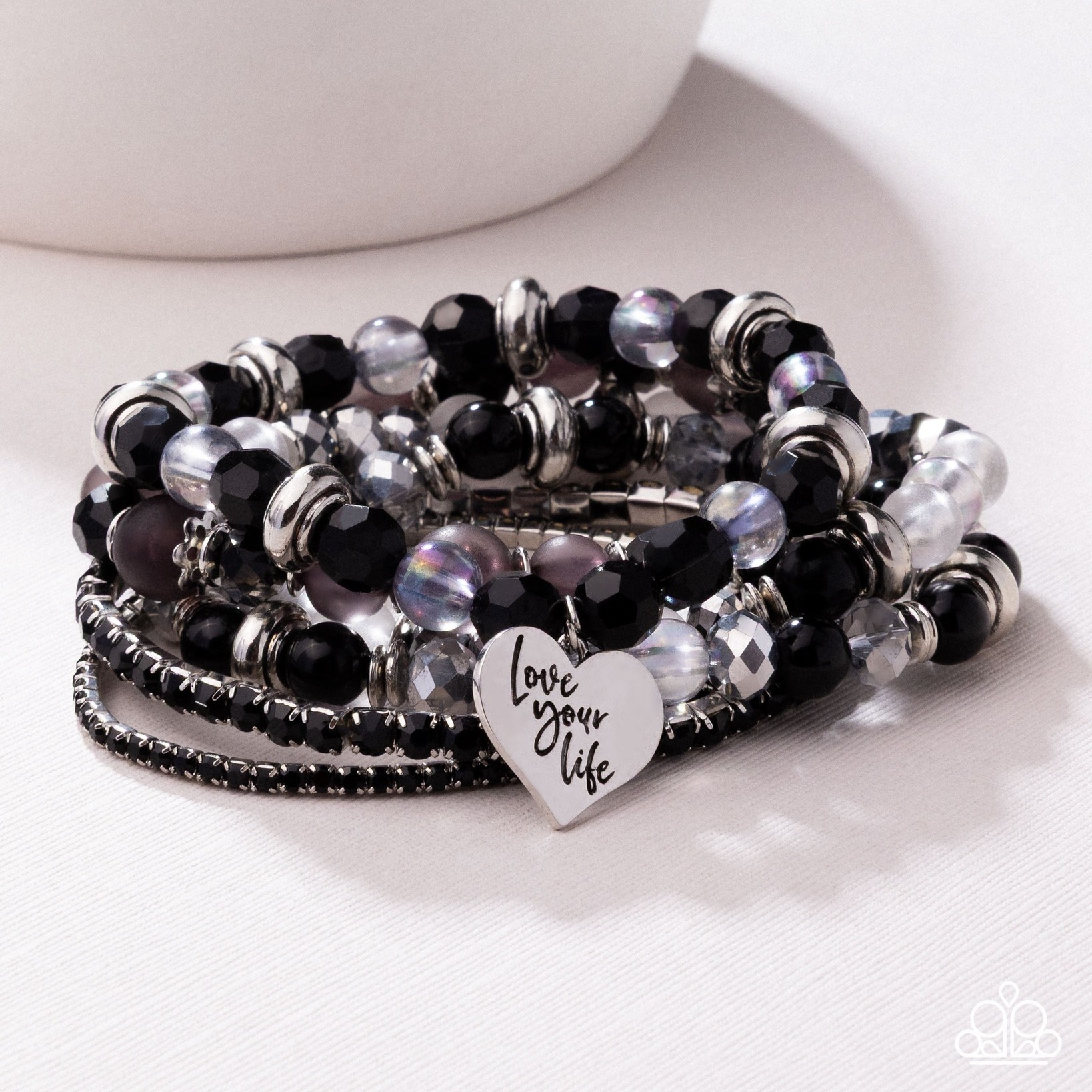 Love Life Accessories (@ShopLoveLifeAccessories) • Facebook