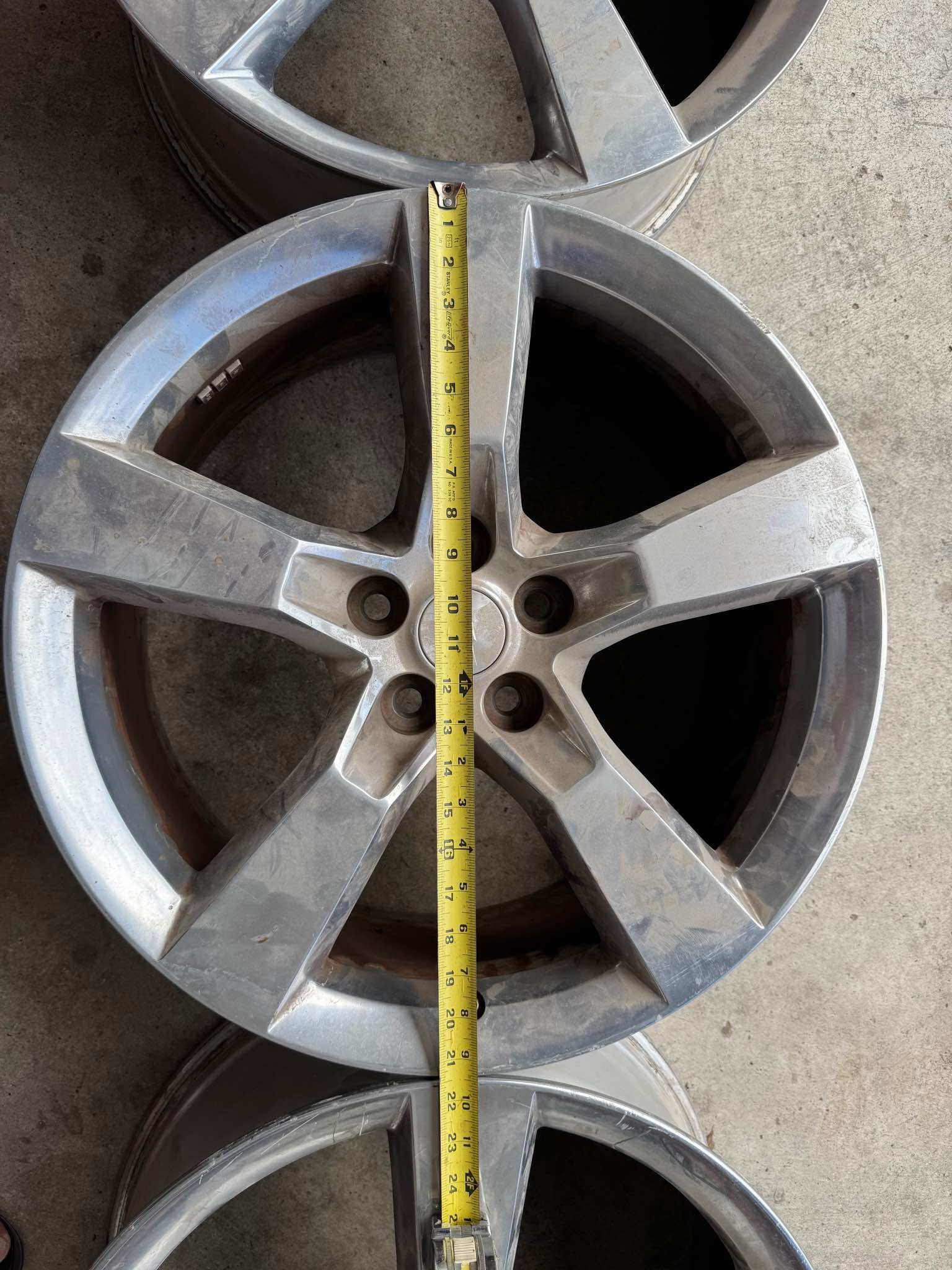 2013 Camaro Set of OEM rims - Car Wheels, Tires & Parts - Bullhead City ...