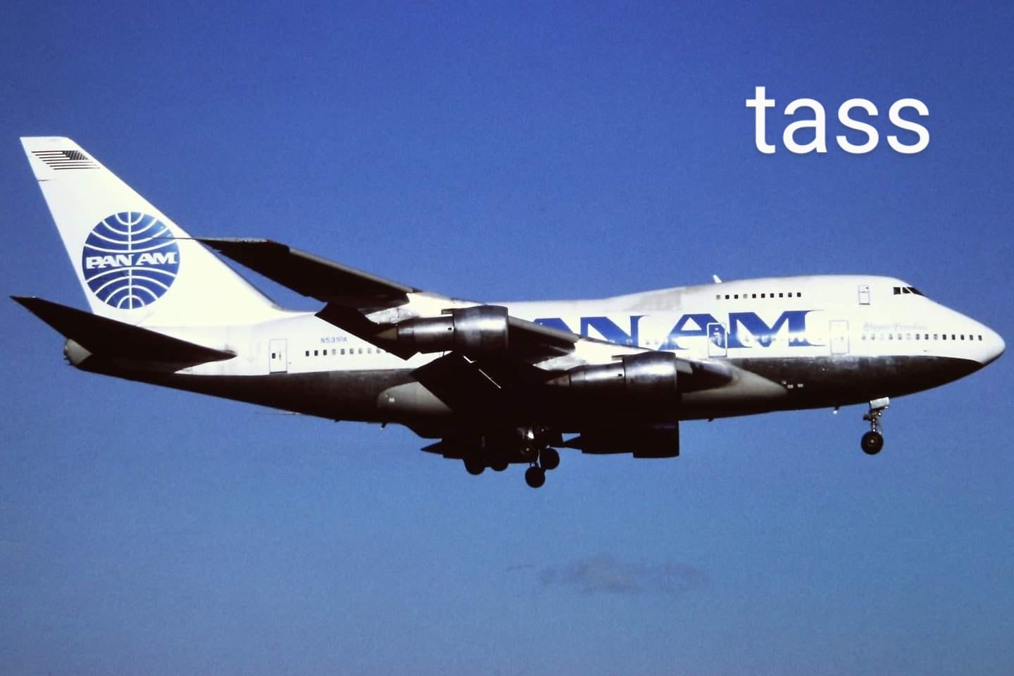 Pan Am 747SP first class falls short of Ryanair