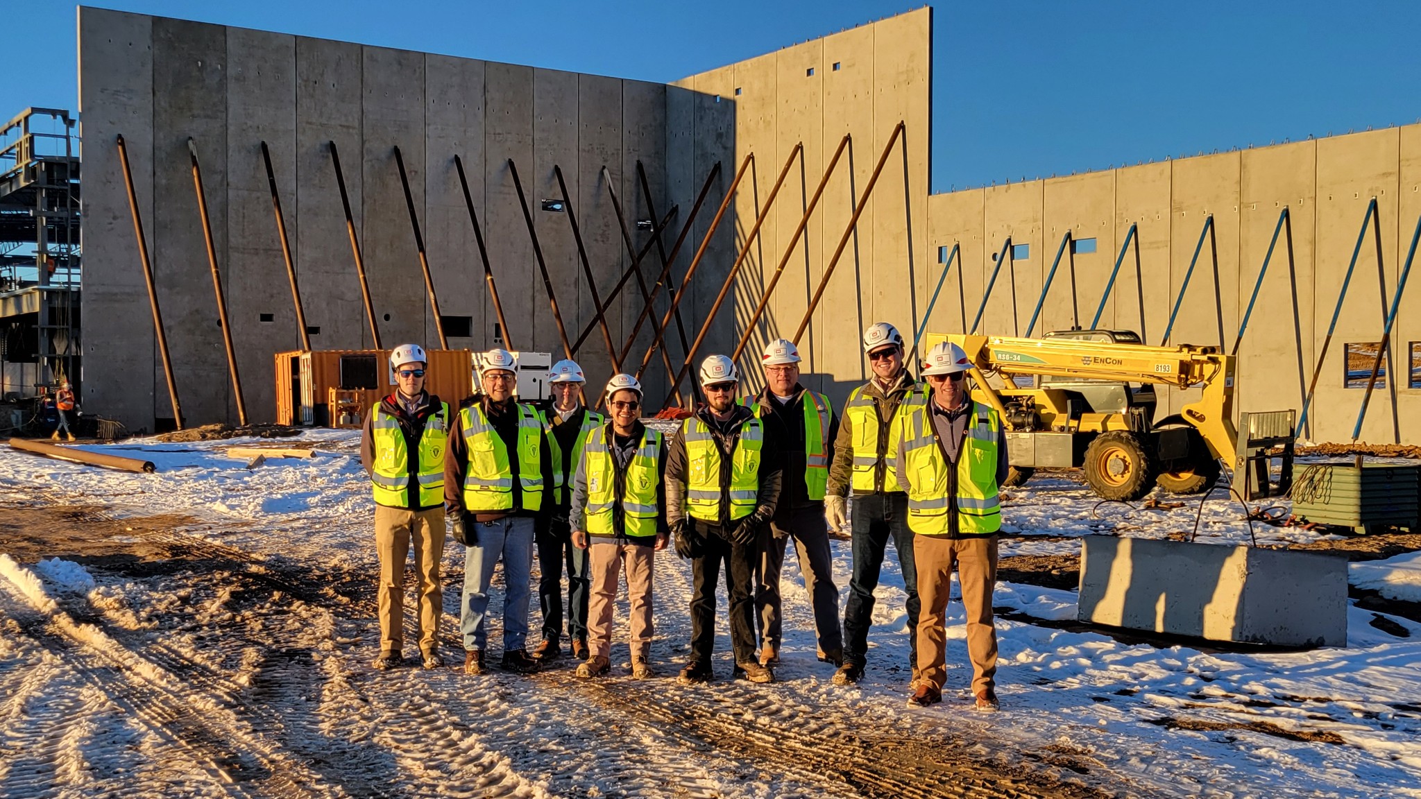 US - Left to right: Brendan Kight (Omaha District Chief of Construction ...