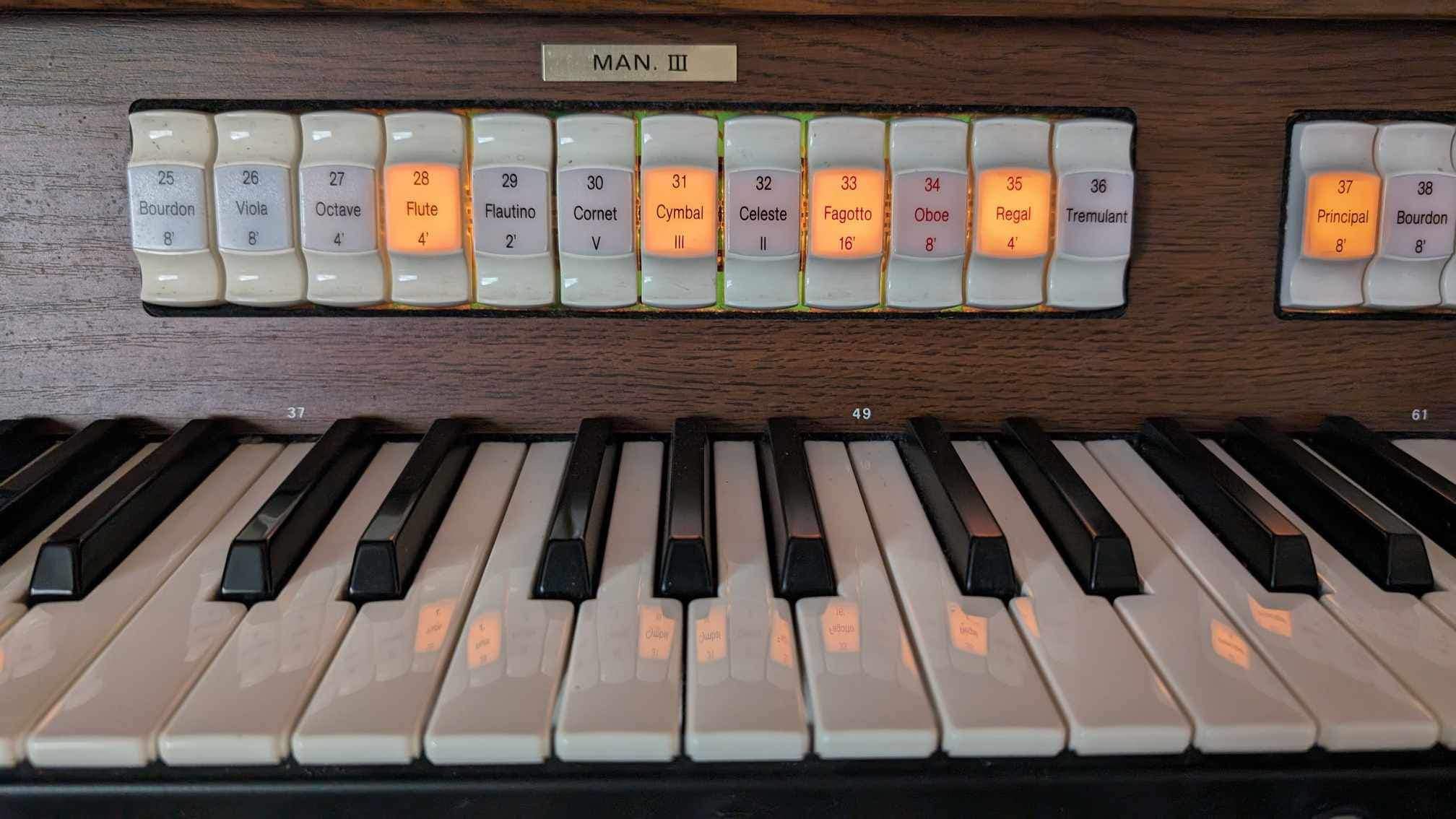 viscount - jubilate 230 - full pedal