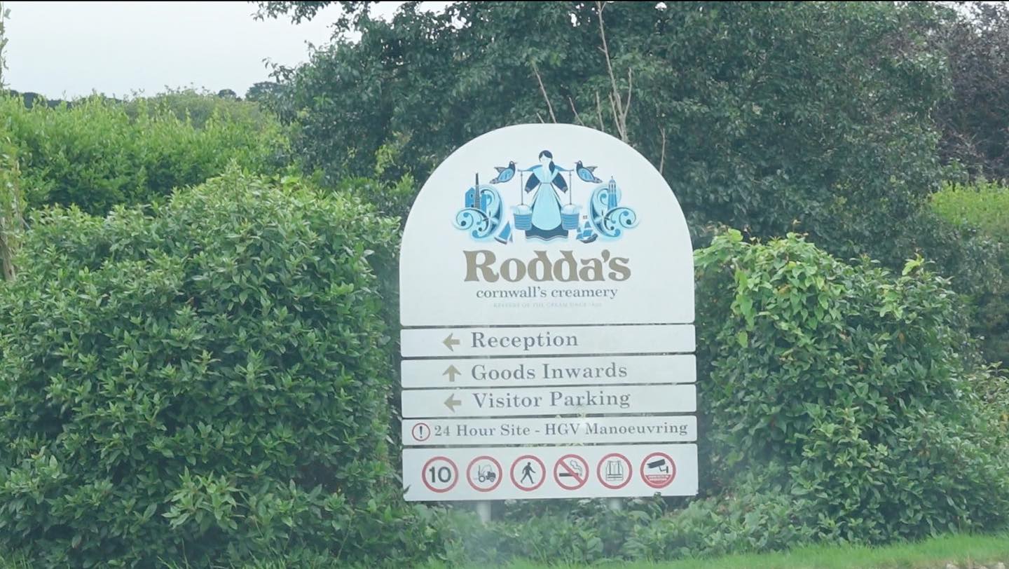スコーン専門店Abbey - Visited Rodda's head office in Cornwall....
