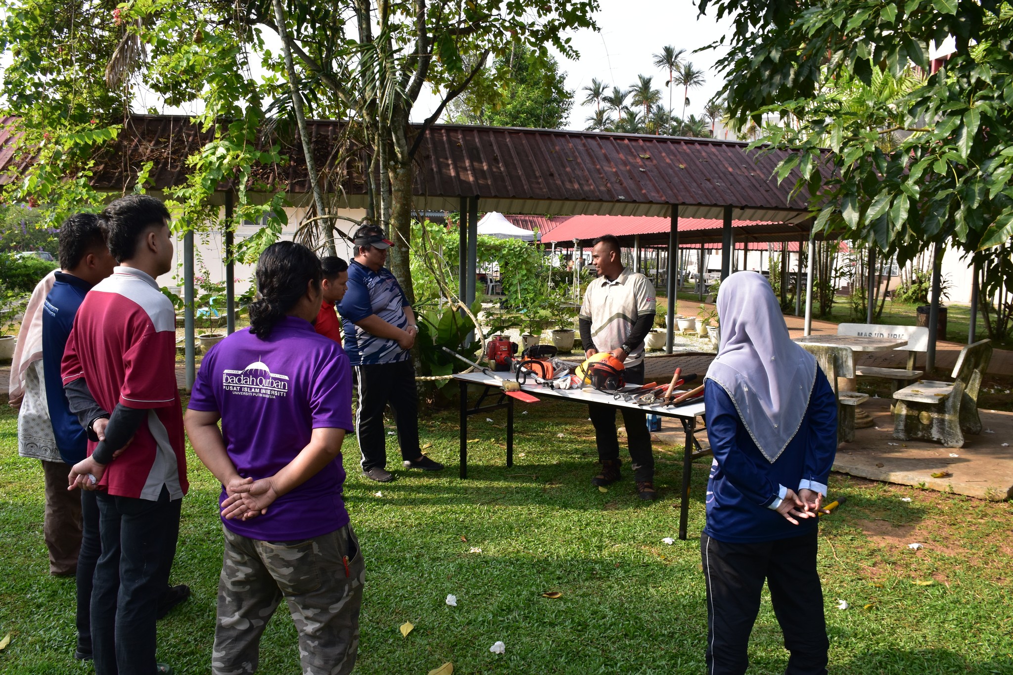 LATIHAN MENCANTAS DAN... - Pusat Islam Universiti, UPM