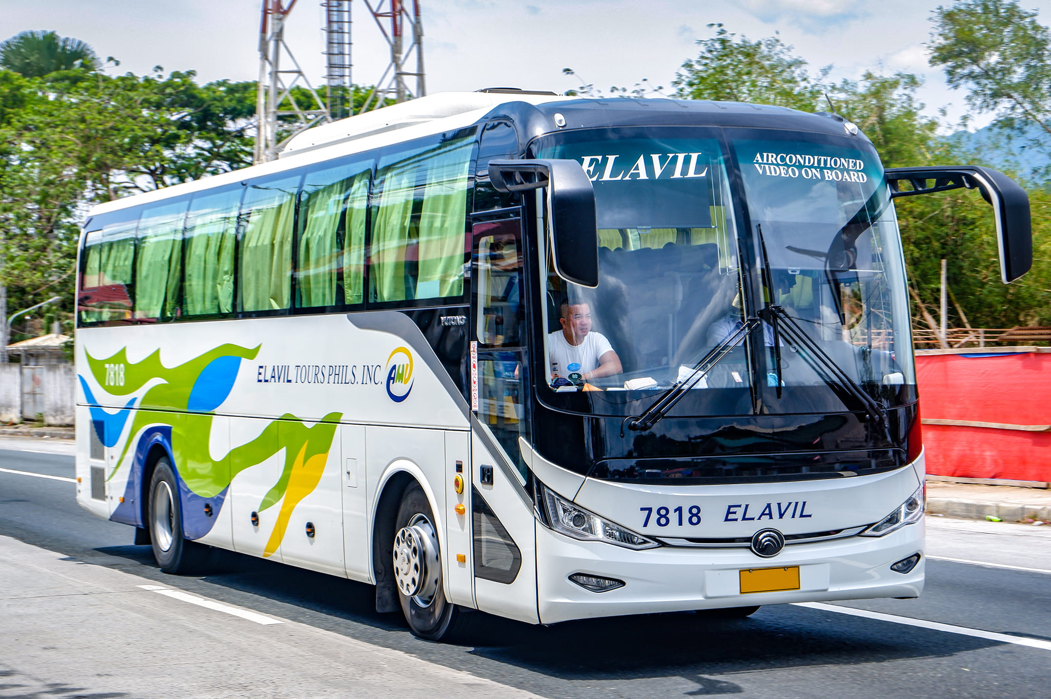 Markstopover - Closer Look Almost in convoy with 7888. Closer look of ...
