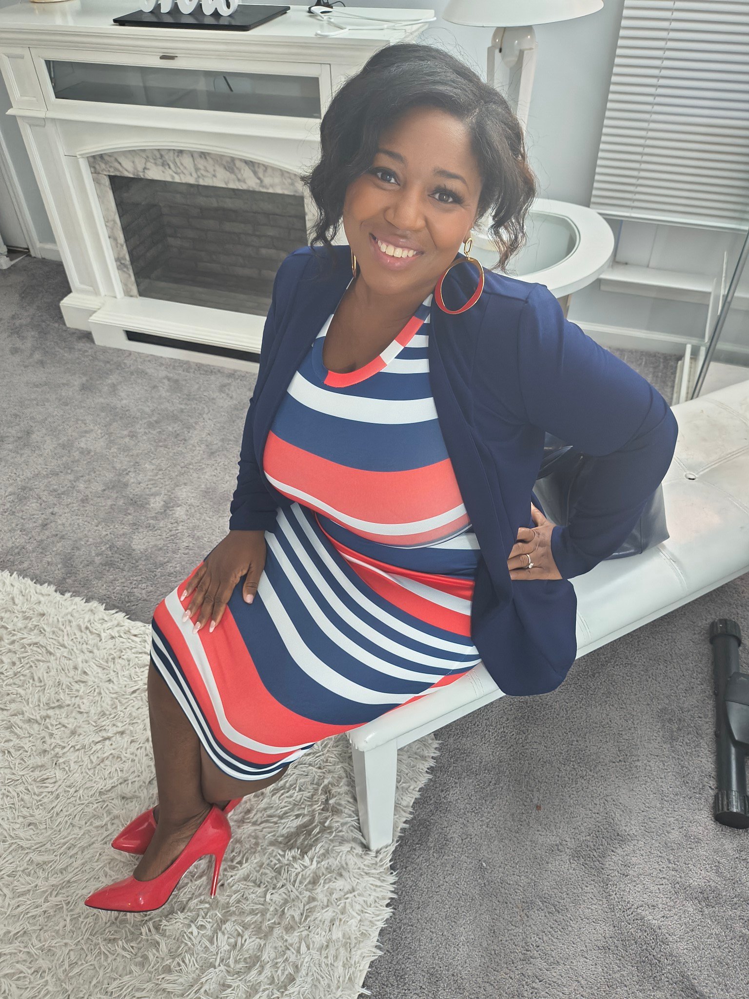blue and white dress with red shoes outfit blue blazer Kilt Size (Not Your Pants Size):40