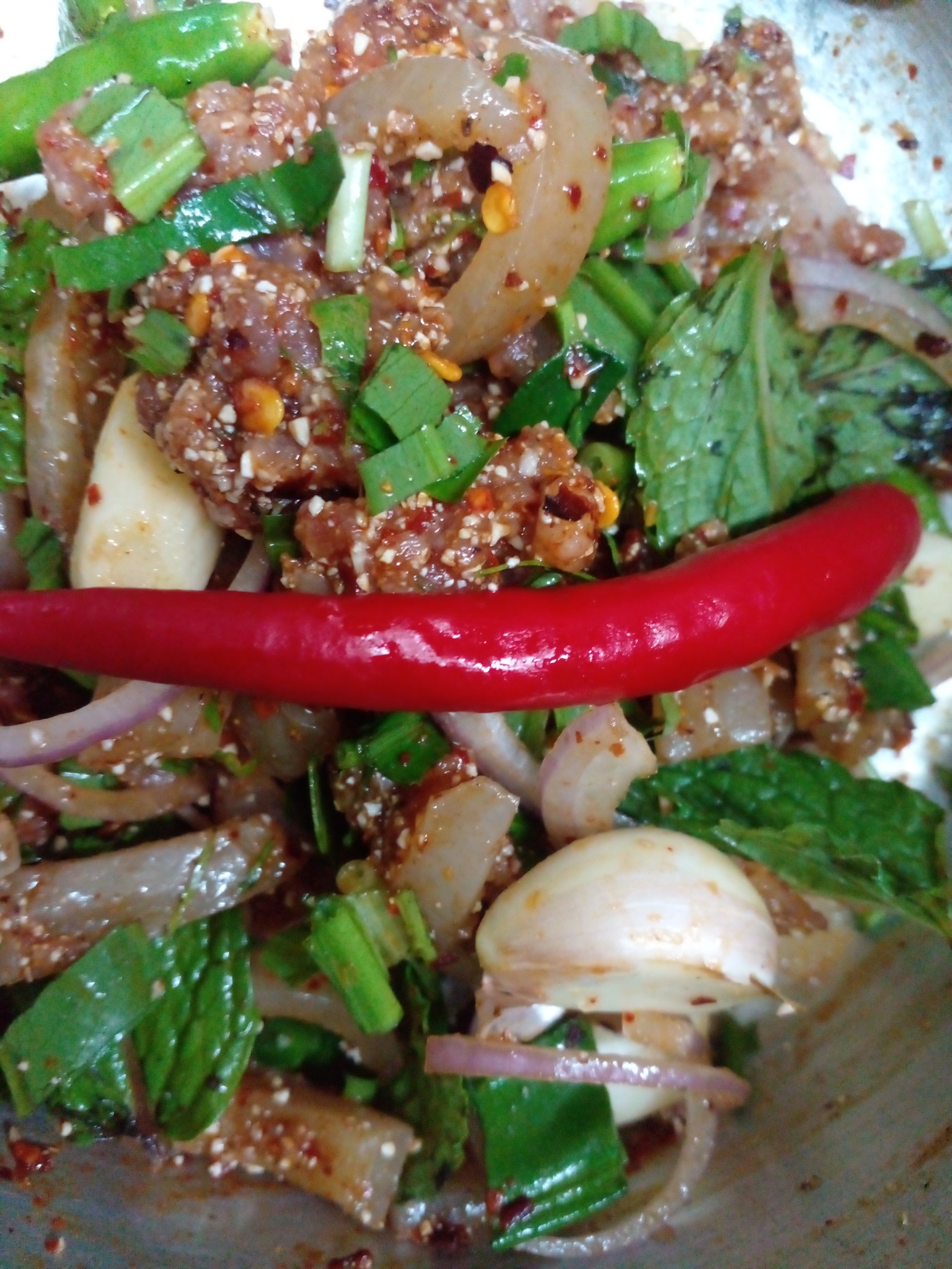 Thiyaporn - ลิ้มลองเมนูแซ่บๆกันค่ะ... #ก้อยหมูใส่ดี #ก้อยหมูขมๆ ...
