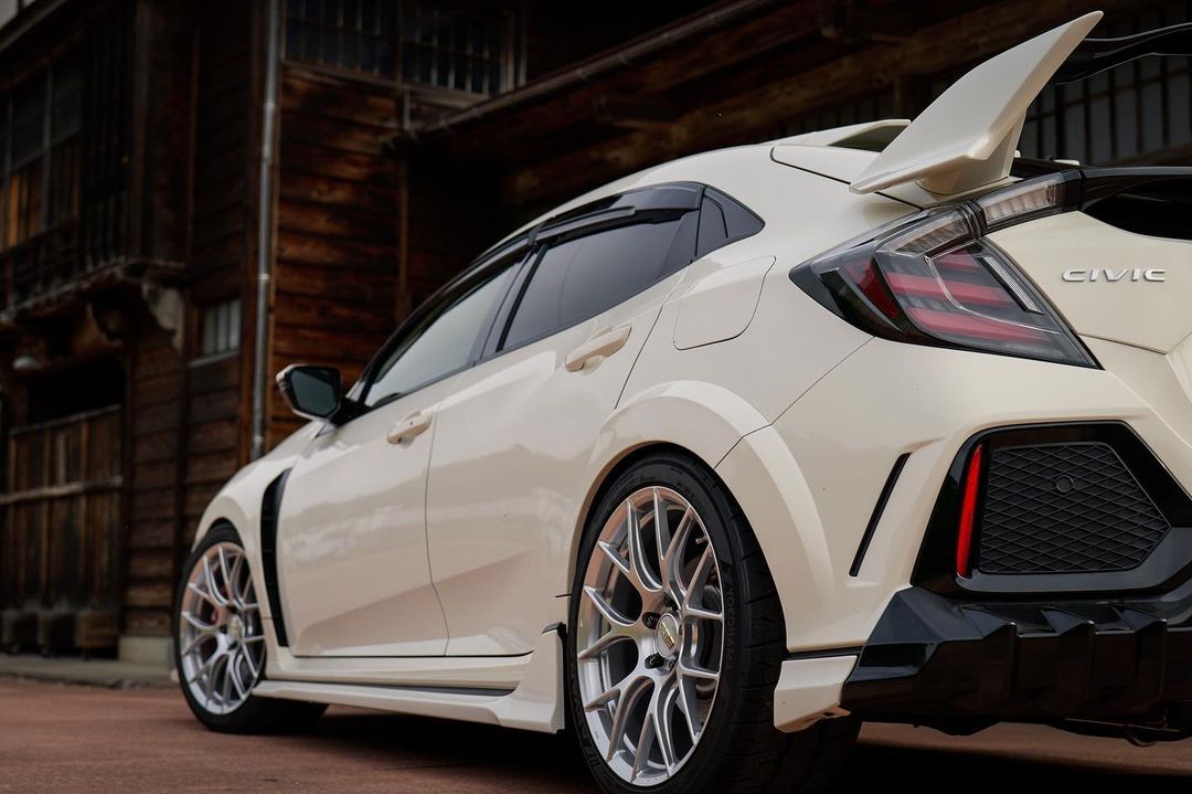 BBS Thailand - HONDA CIVIC FK8 x BBS RE-V7 Diamond Silver...