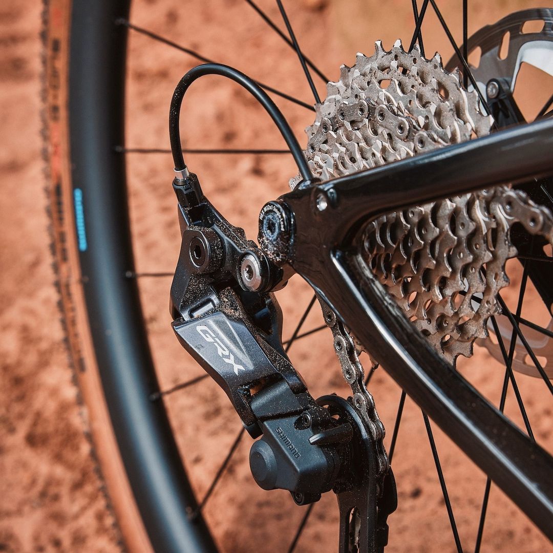 (주)나눅스네트웍스 - SHIMANO SHADOW RD MTB 제품군에 도입되어 더욱 공격적인 라이딩을...