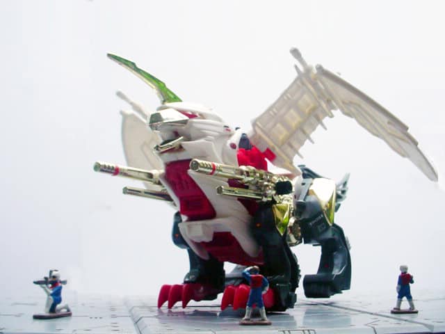 The RPZ-22 Battle Cougar ( バトルクーガー) is a Griffin-type Zoid