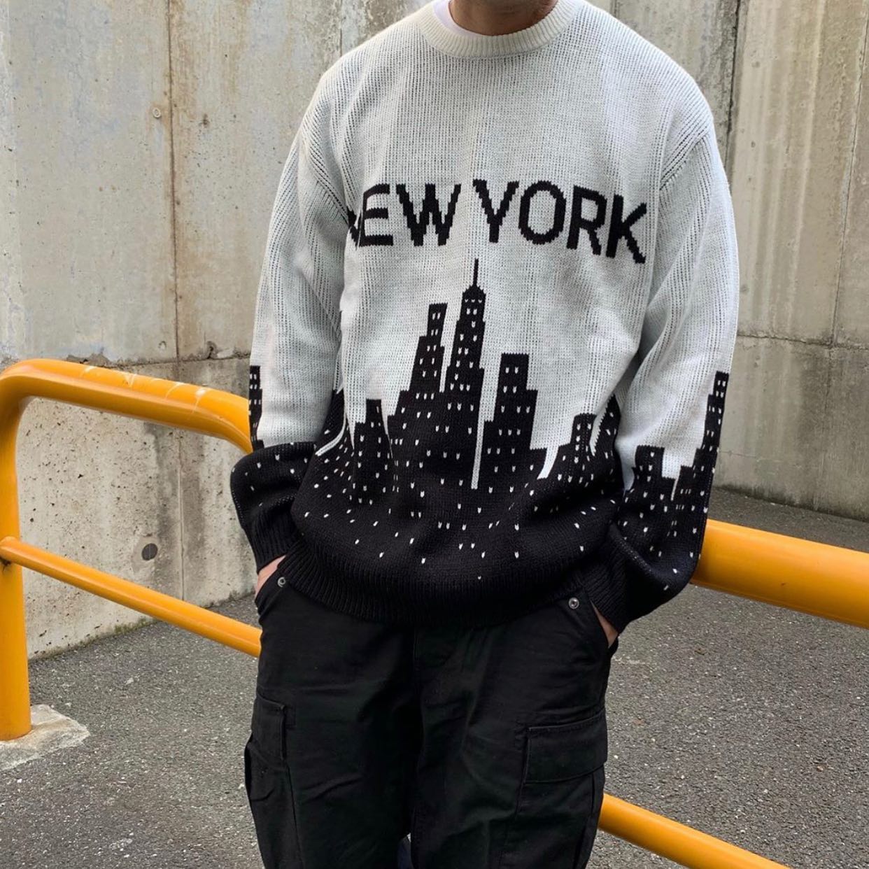 Supreme SS20 New York Sweater 這件開季針織衛衣真心可以！ 前面NEW 