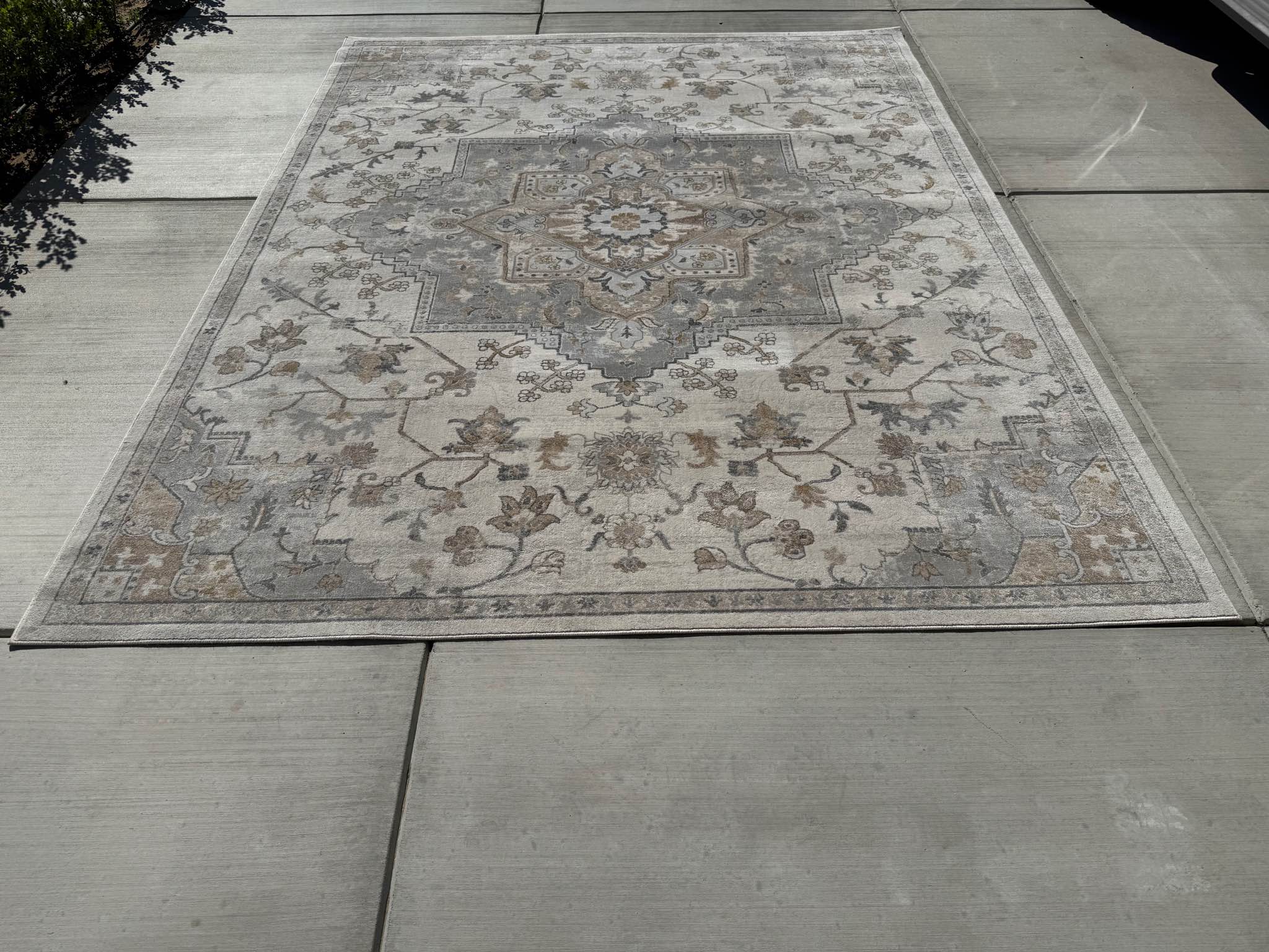 Home Area Rugs - Area Rugs - Rosedale, California | Facebook ...