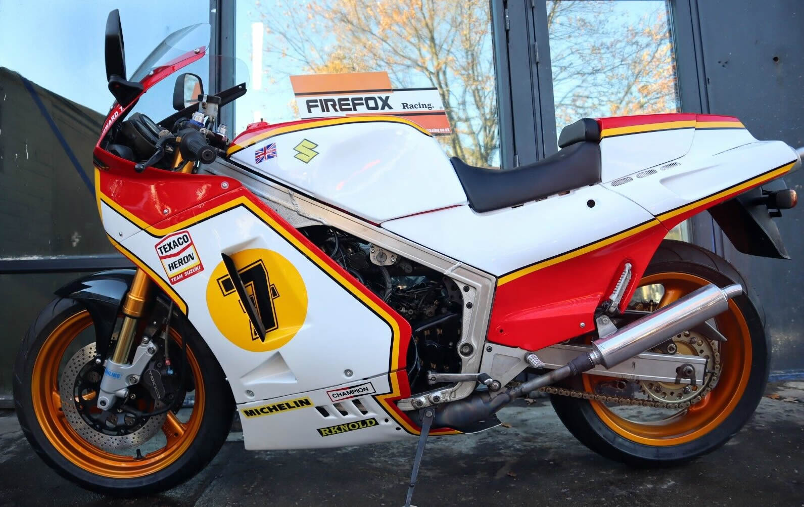 Ad: Modded 1986 Suzuki RG500 in Texaco Heron Racing livery On eBay